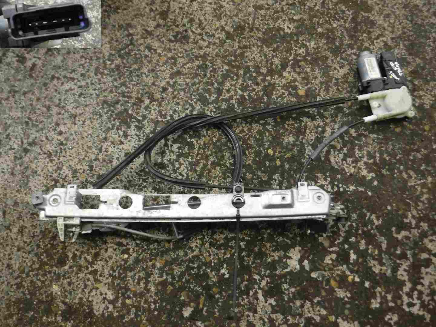 Renault Megane 2002-2008 Drivers OSF Front Window Motor  Regulator 3DR