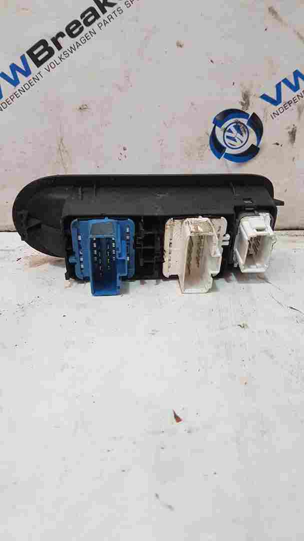 Thumb 3 Renault Megane 2002-2008 Drivers OSF Front Window Switches Blue Grey Plug