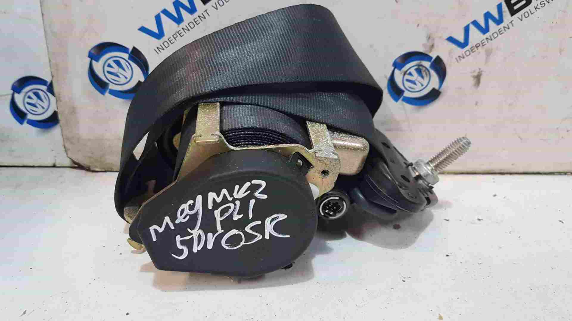 Renault Megane 2002-2008 Drivers OSR Rear Seatbelt Hatchback 5Dr 8200562491