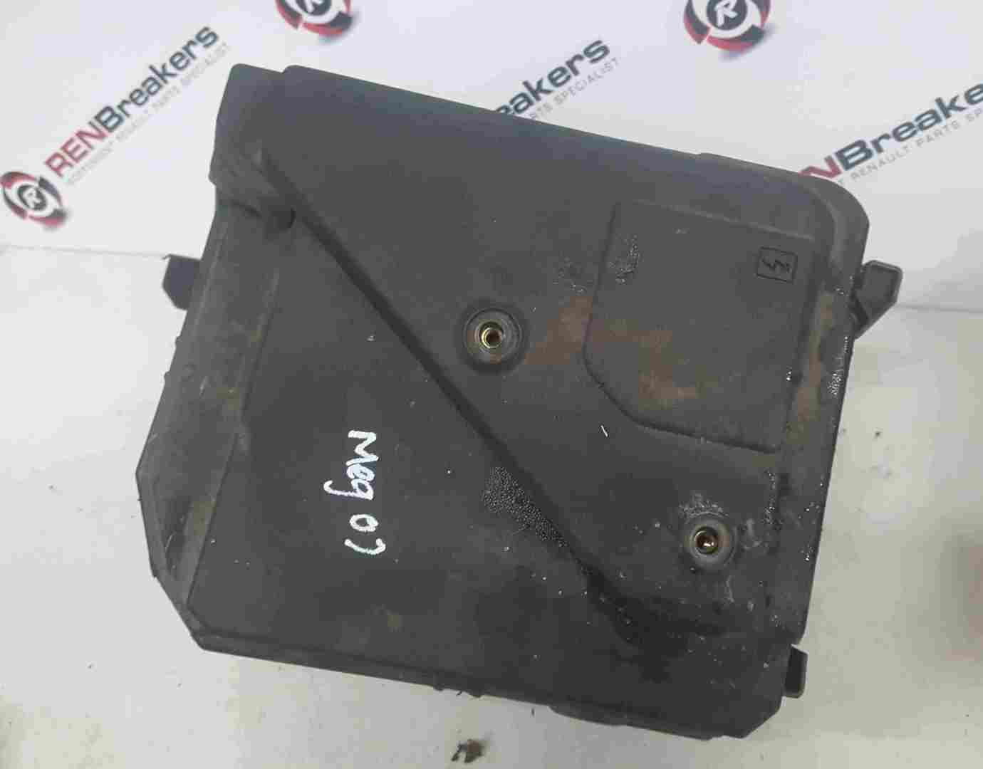 Thumb 3 Renault Megane 2002-2008 Engine Fuse Box Cover Lid 8200356339