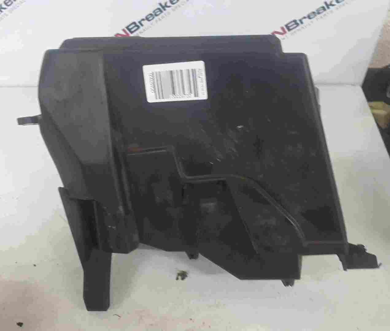 Thumb 2 Renault Megane 2002-2008 Engine Fuse Box Cover Lid 8200356339