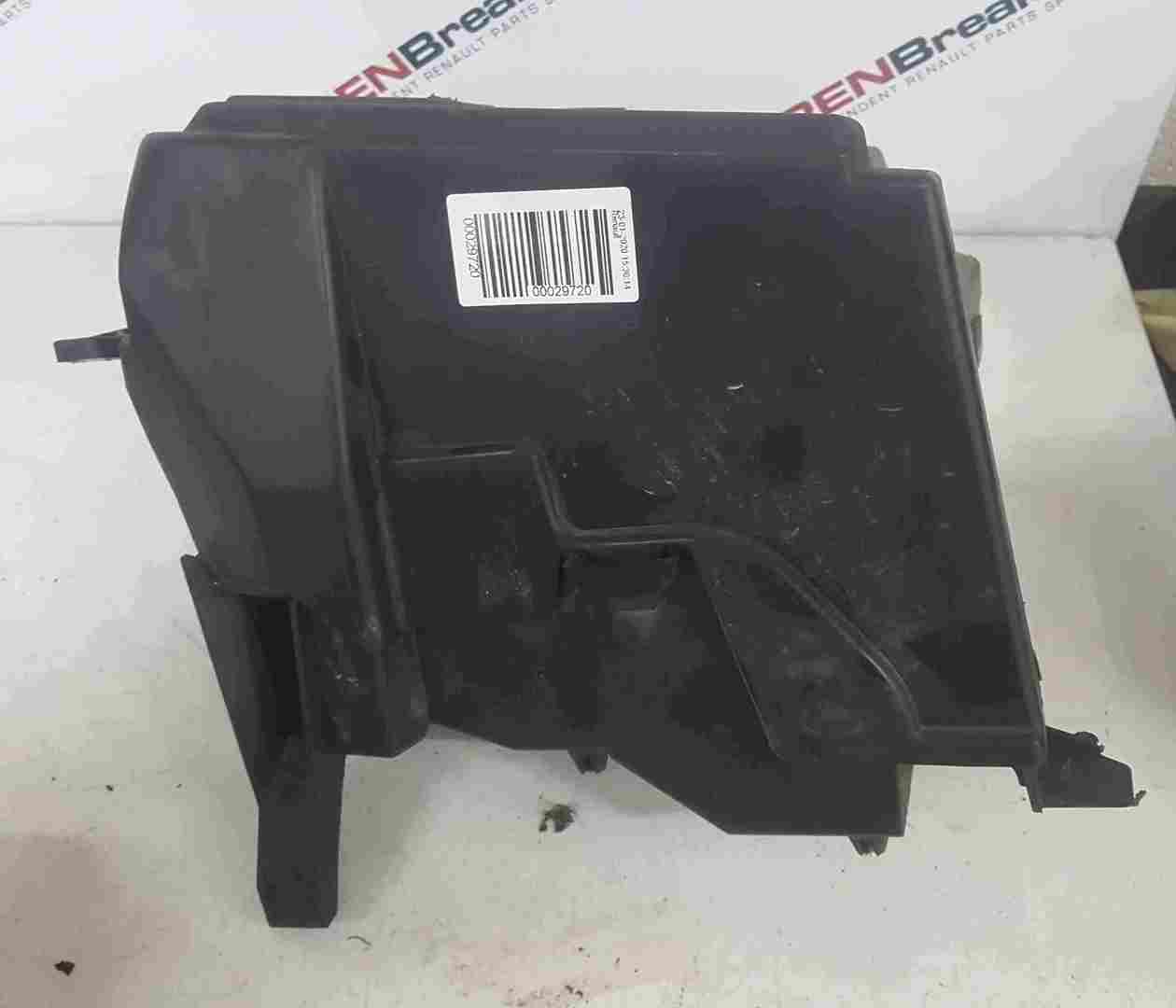 Thumb 5 Renault Megane 2002-2008 Engine Fuse Box Cover Lid 8200356339