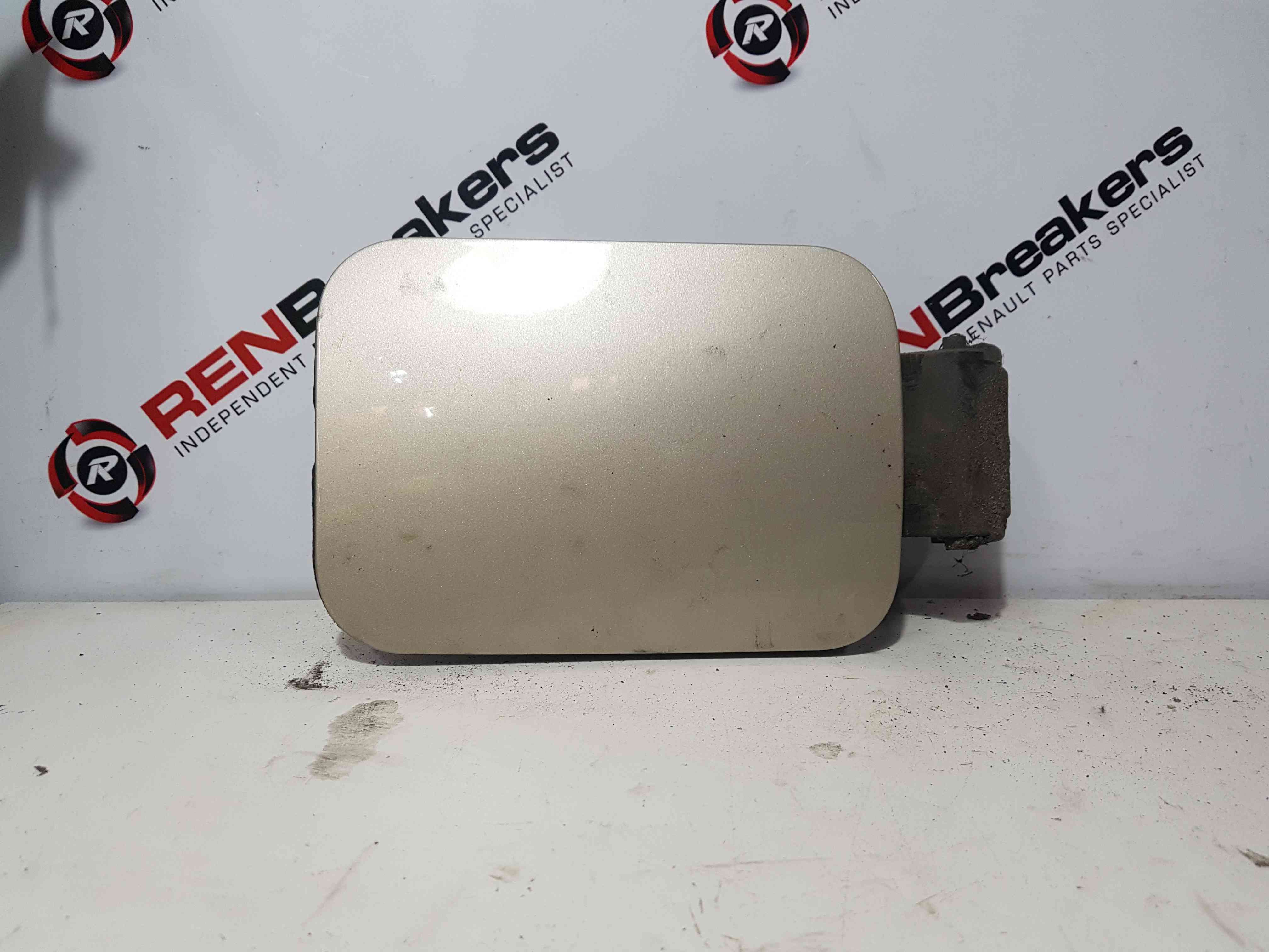 Thumb 2 Renault Megane 2002-2008 Fuel Flap Cover Beige Gold Ted11 8200073760