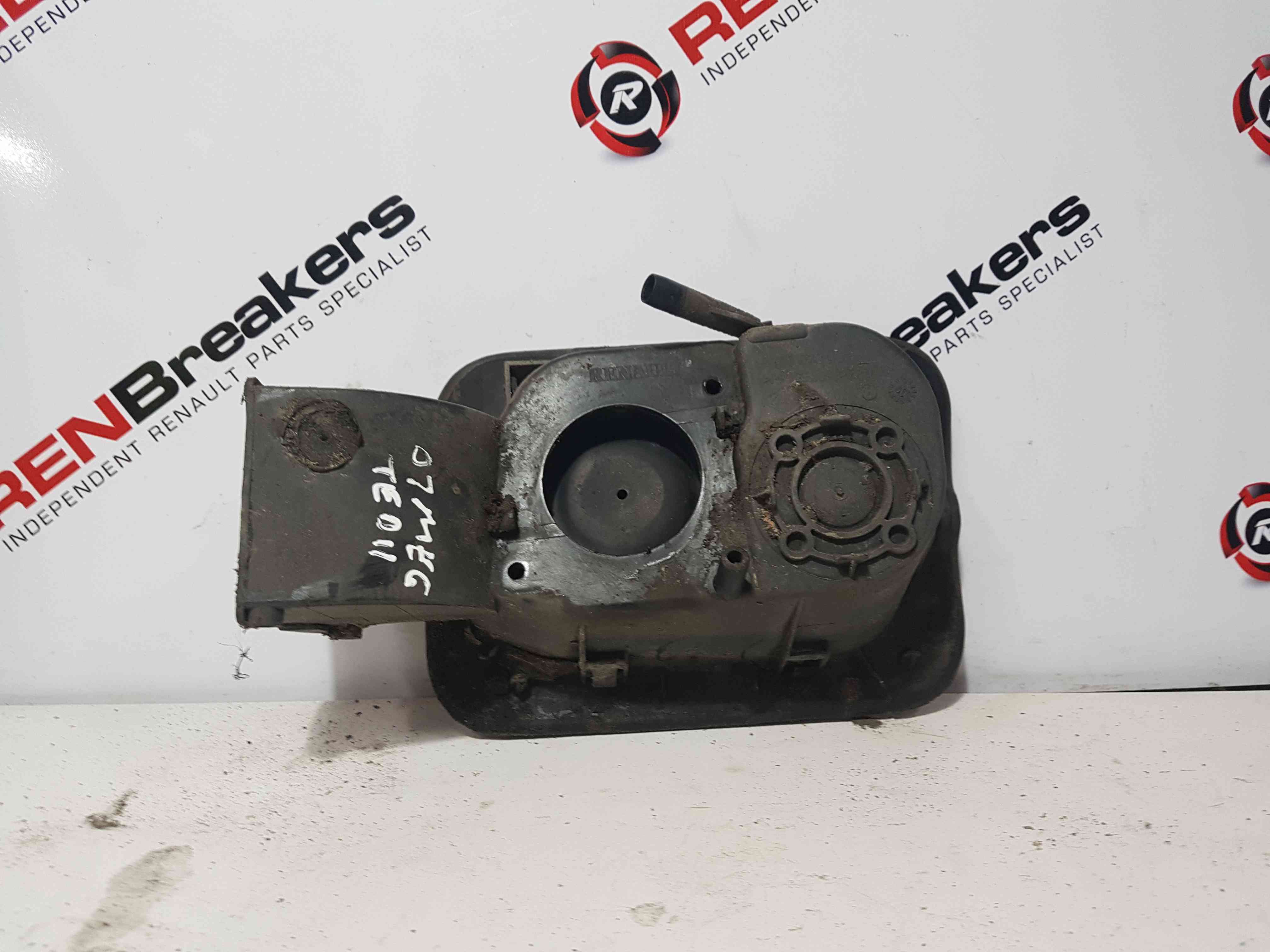 Thumb 6 Renault Megane 2002-2008 Fuel Flap Cover Beige Gold Ted11 8200073760