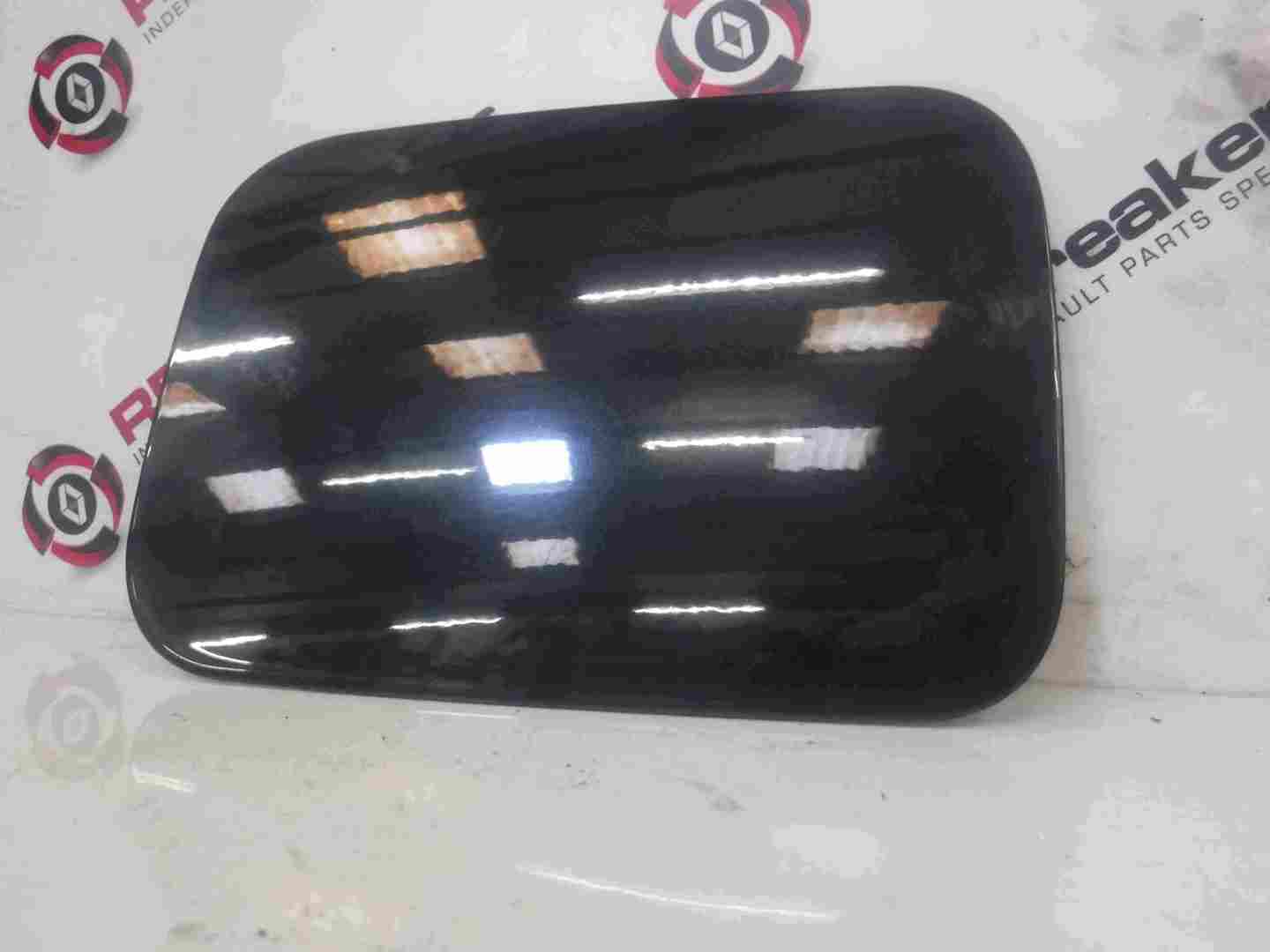Renault Megane 2002-2008 Fuel Flap Cover Black 676