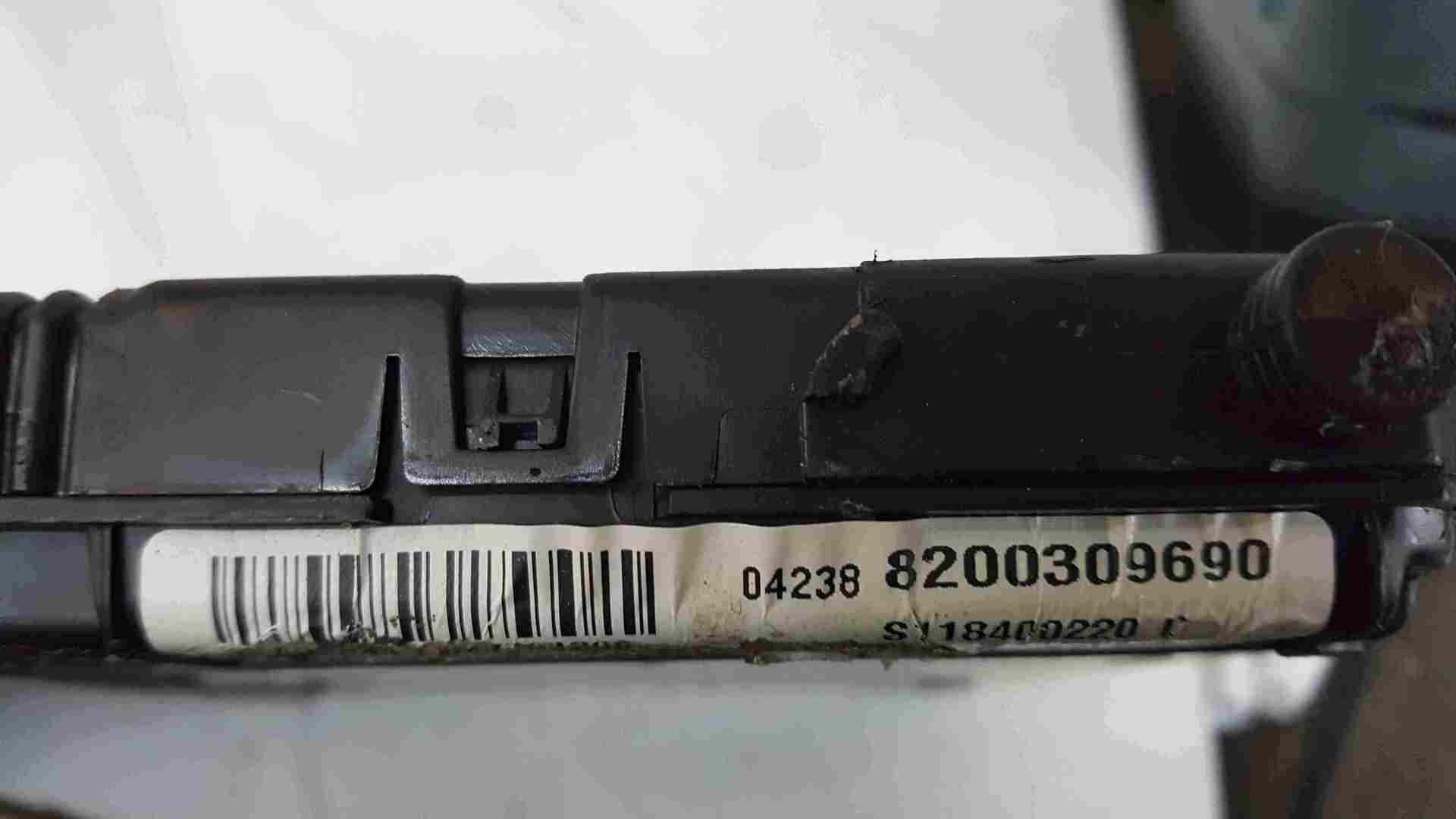 Thumb 3 Renault Megane 2002-2008 Fuse Box UCH BCM 8200309690