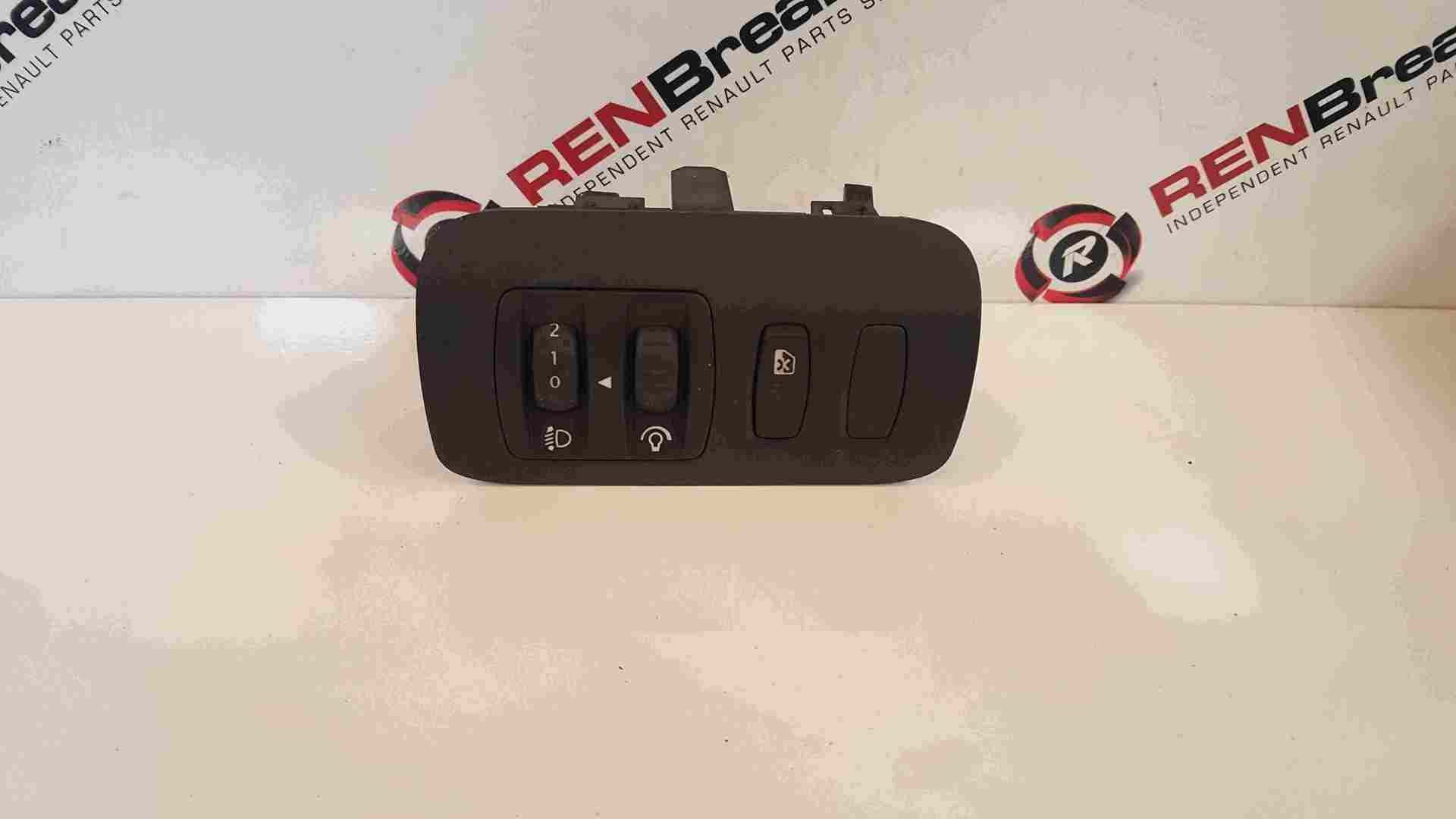 Renault Megane 2002-2008 Headlight Adjuster Panel