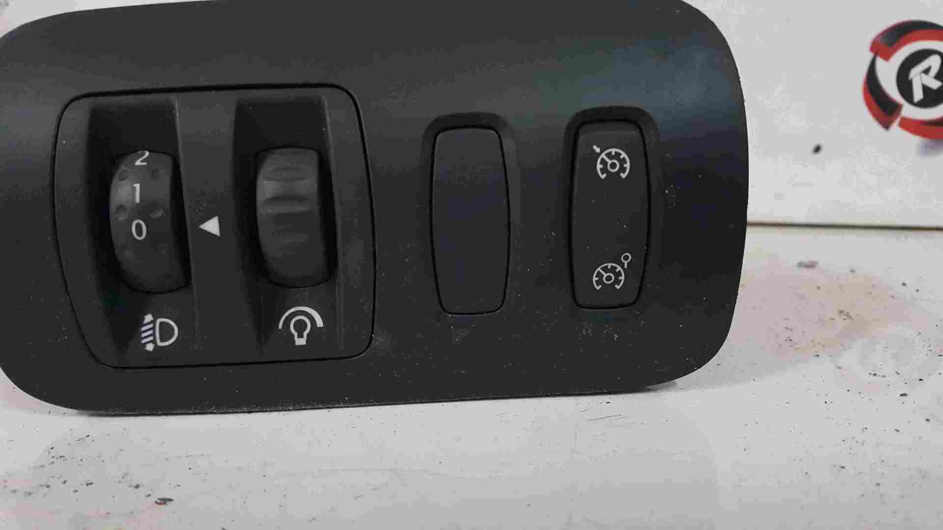 Thumb 2 Renault Megane 2002-2008 Headlight Adjuster Panel Cruise