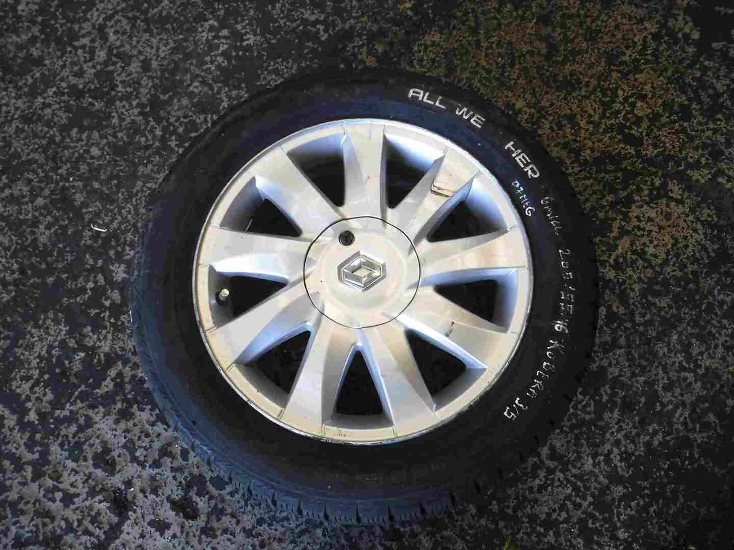 Renault Megane 2002-2008 Kubera Alloy Wheel + Tyre 205 55 16 6mm Tread