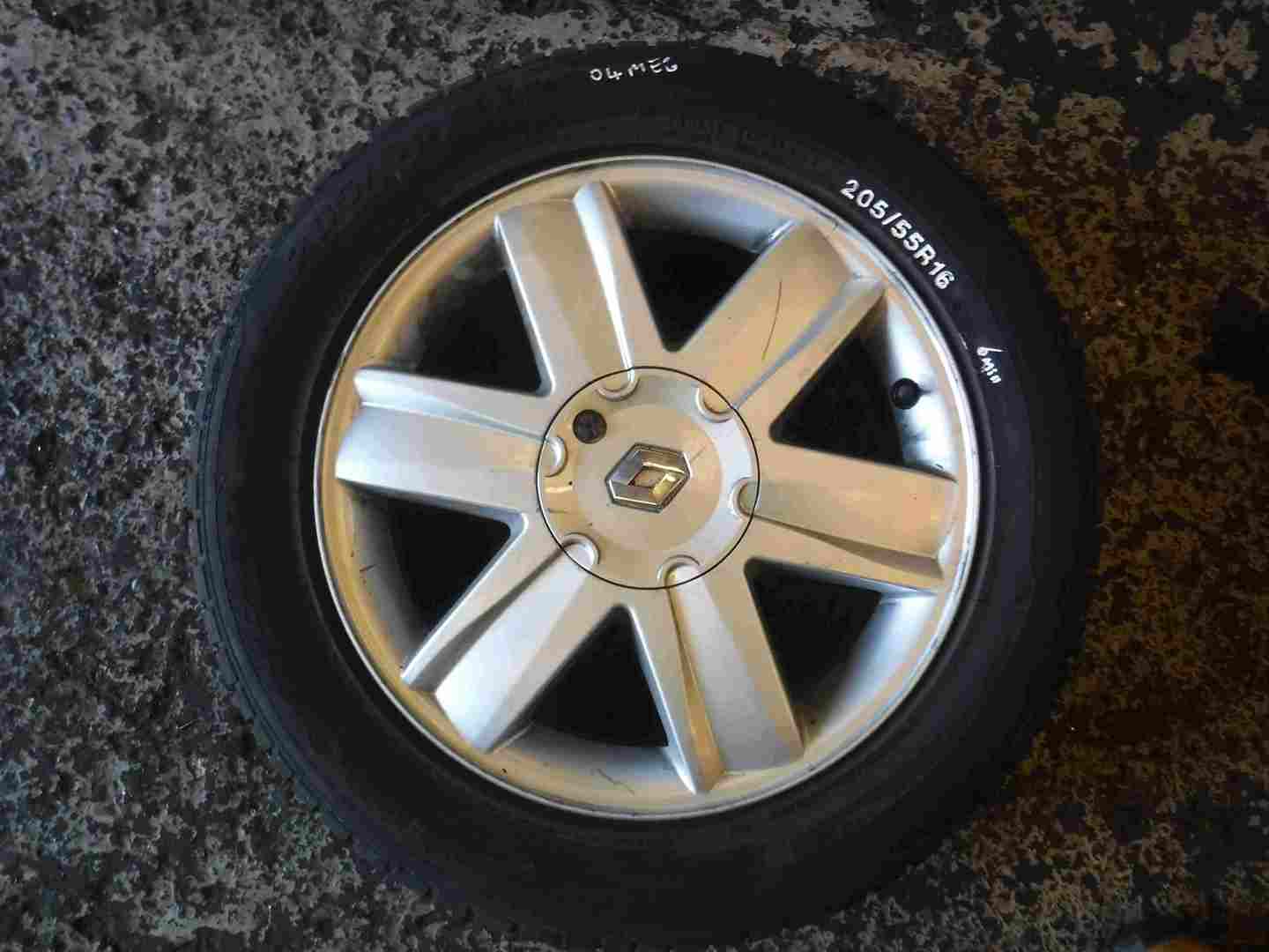 Renault Megane 2002-2008 Kubera Alloy Wheel + Tyre 205 55 16 6mm