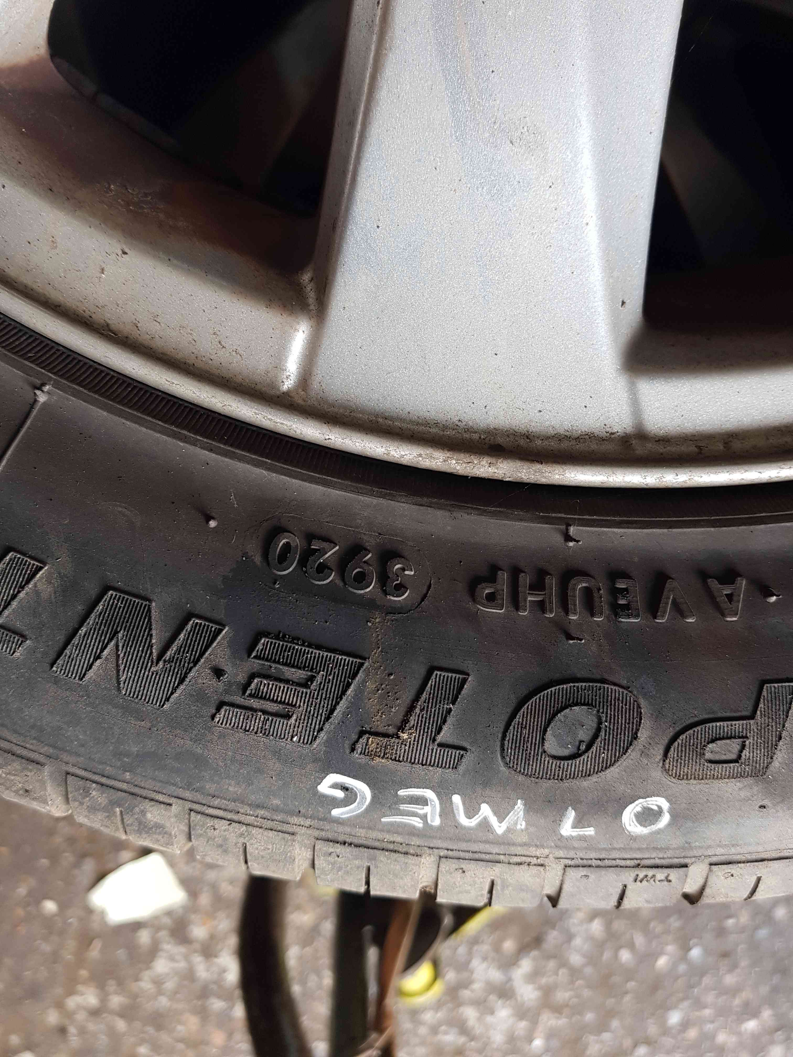 Thumb 4 Renault Megane 2002-2008 Kubera Kubbera Alloy Wheel + Tyre 205 55 16 6Mm Tread