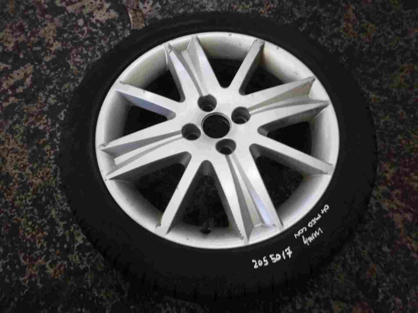 Renault Megane 2002-2008 Nervasport Alloy Wheel + Tyre 205 50 17 4mm Tread