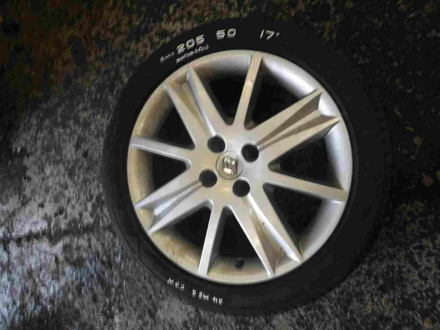 Renault Megane 2002-2008 Nervasport Alloy Wheel + Tyre 205 50 17 5mm