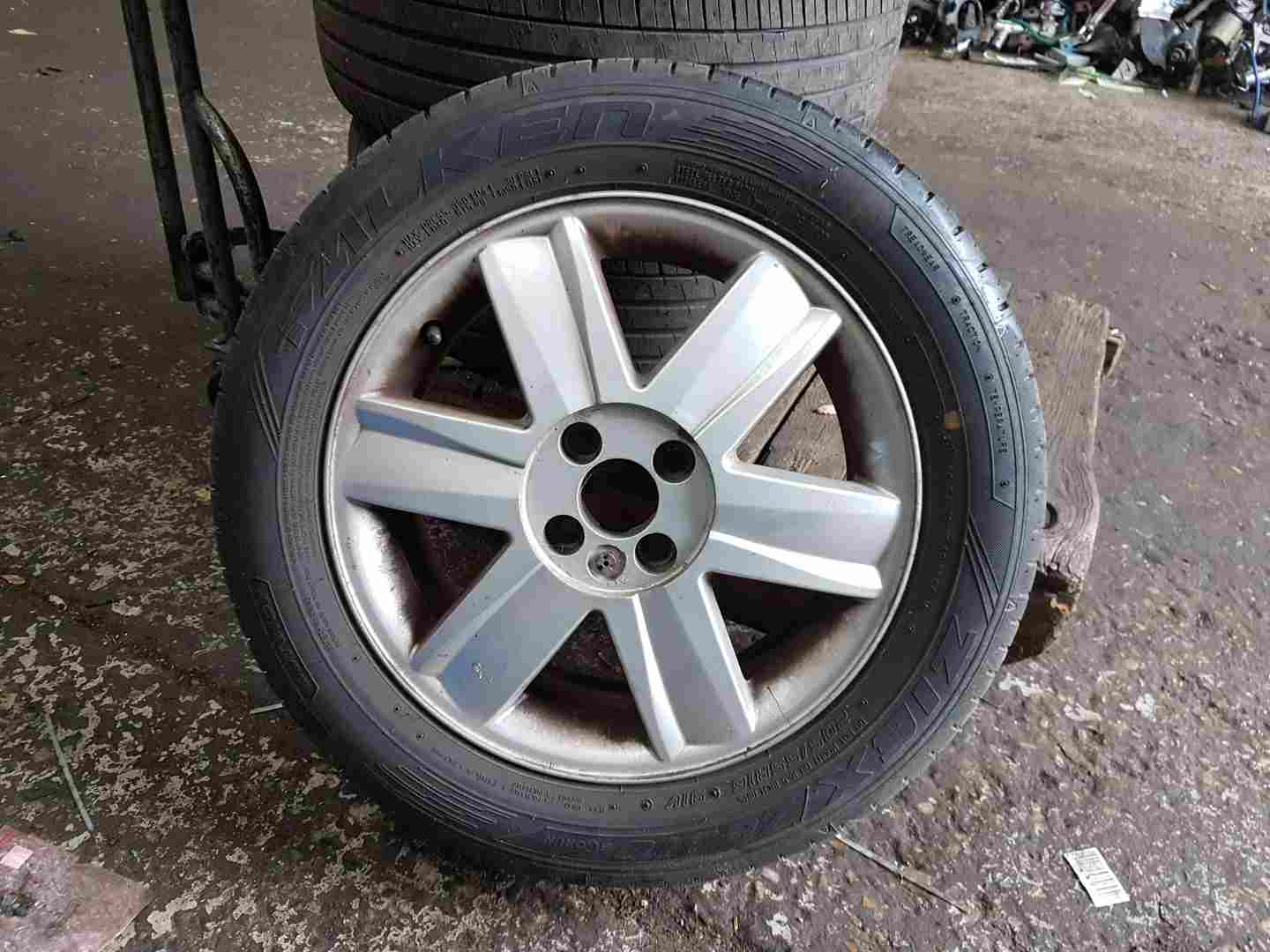 Thumb 2 Renault Megane 2002-2008 Nervastella Alloy Wheel + Tyre 205 55 16 5Mm Tread 4/5