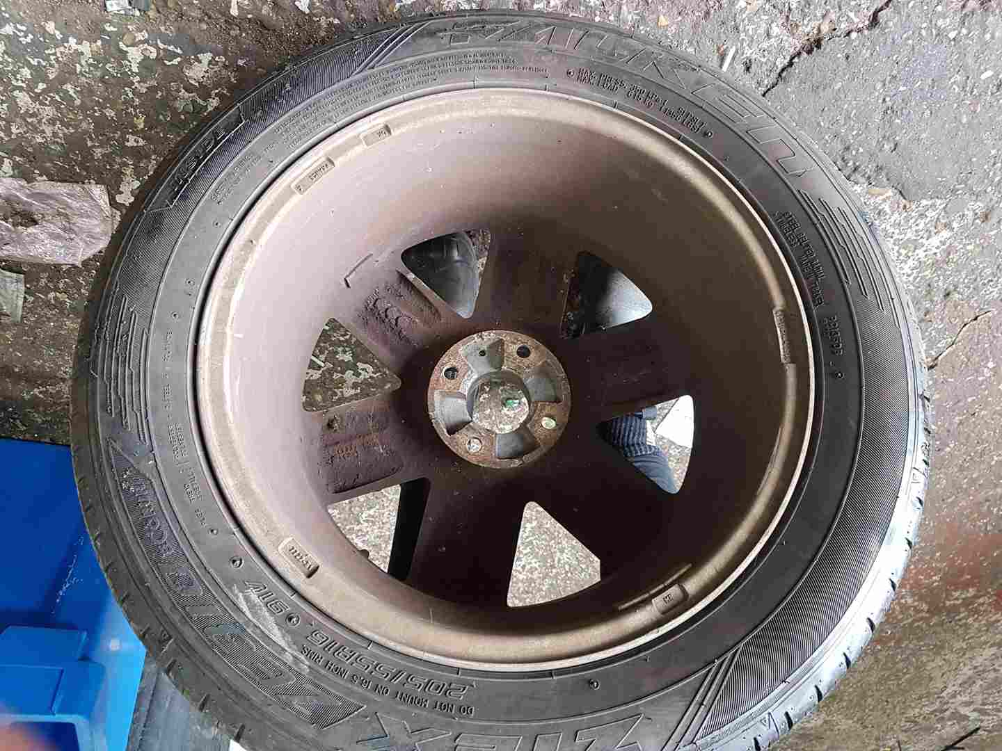 Thumb 4 Renault Megane 2002-2008 Nervastella Alloy Wheel + Tyre 205 55 16 5Mm Tread 4/5