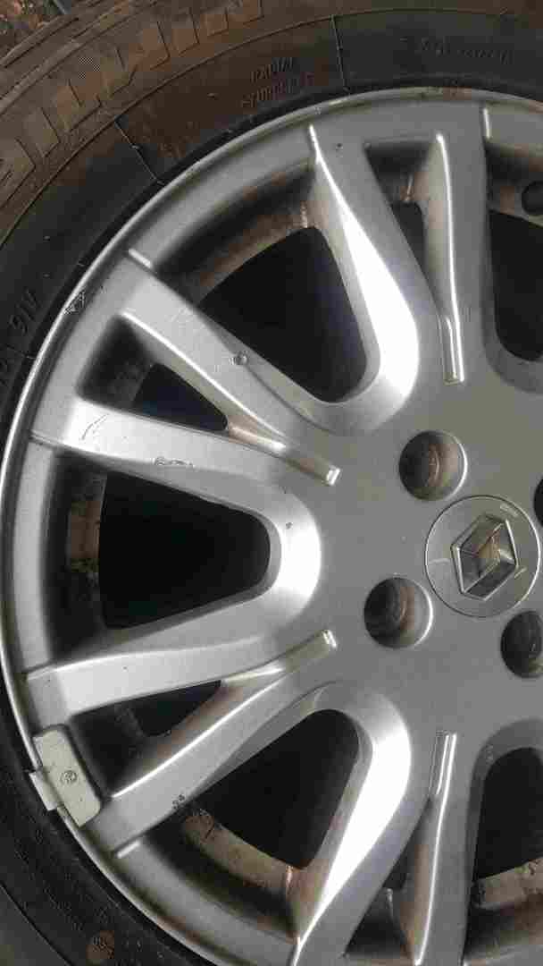 Thumb 2 Renault Megane 2002-2008 Ozedia Alloy Wheel   Tyre 205 55 16 6mm 4/5