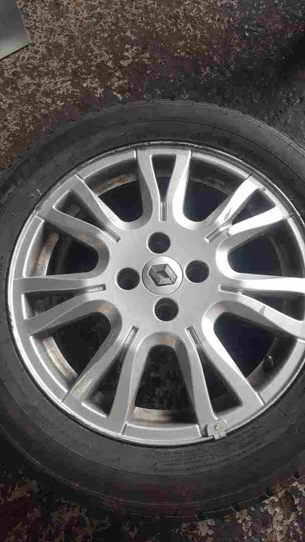 Thumb 3 Renault Megane 2002-2008 Ozedia Alloy Wheel 16inch   Tyre 205 55 16 5mm Tread 4/5