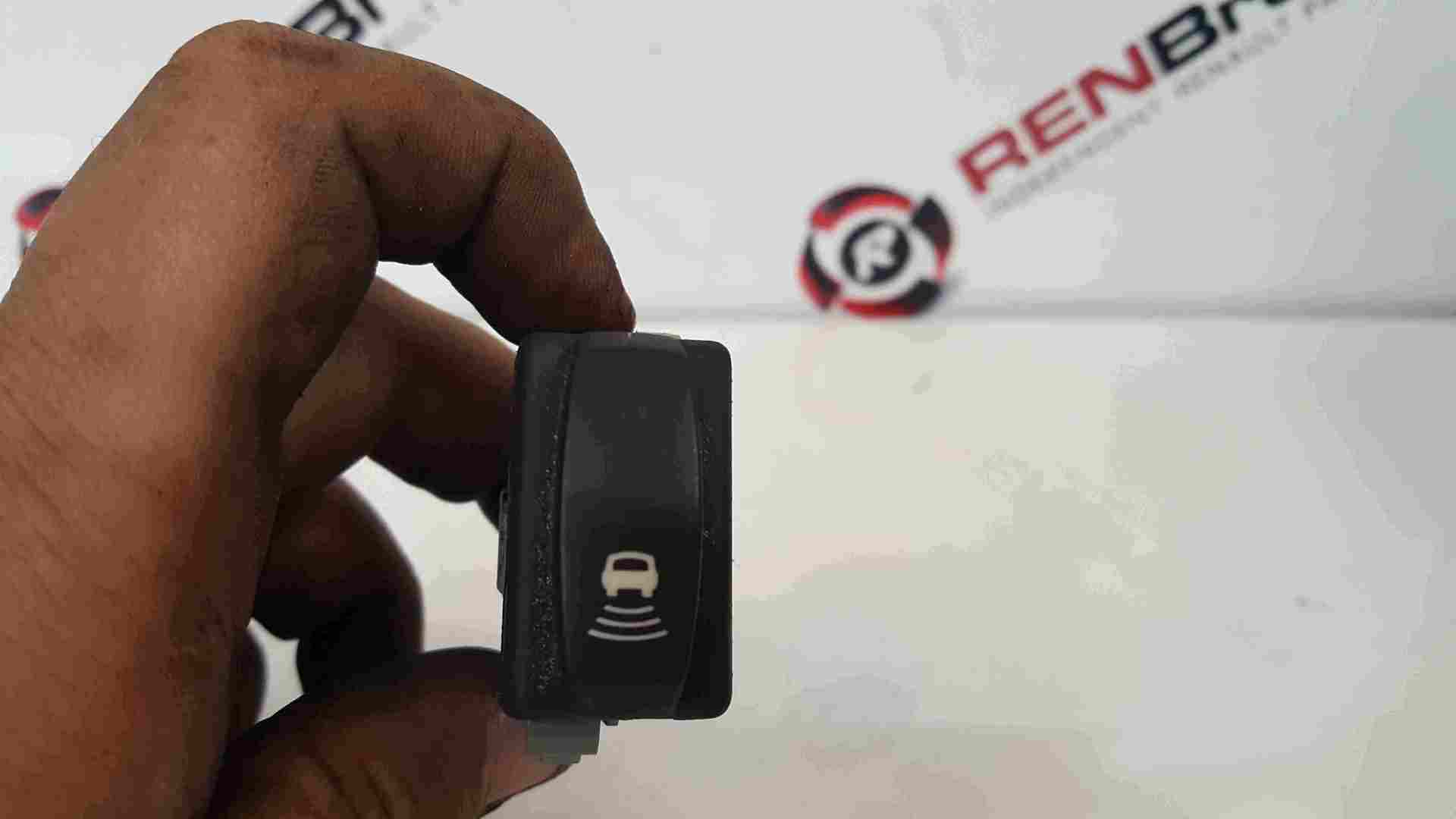 Thumb 3 Renault Megane 2002-2008 Parking Reversing Sensor Button Switch