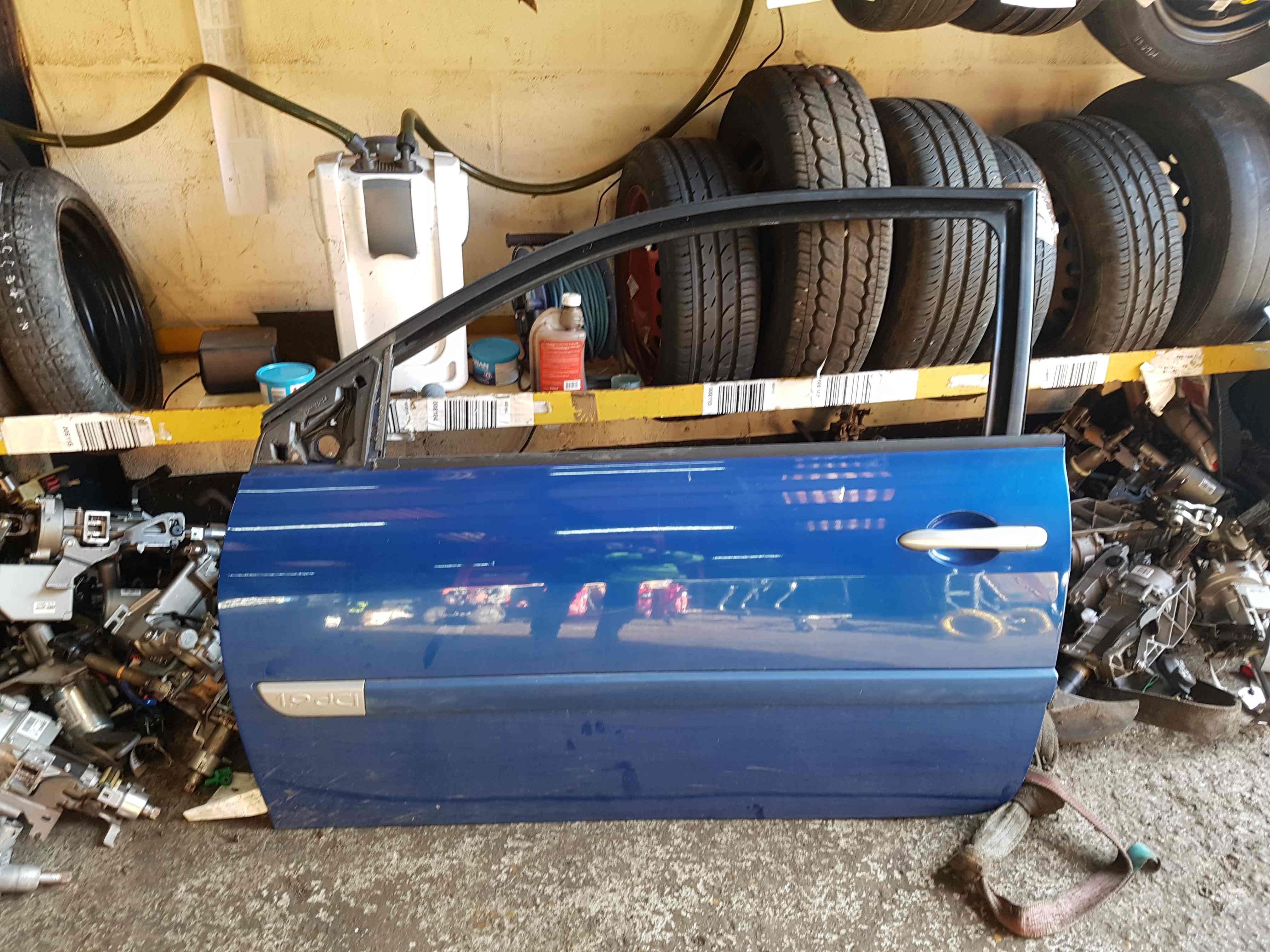 Thumb 10 Renault Megane 2002-2008 Passenger NSF Front Door Blue Terna 3Dr