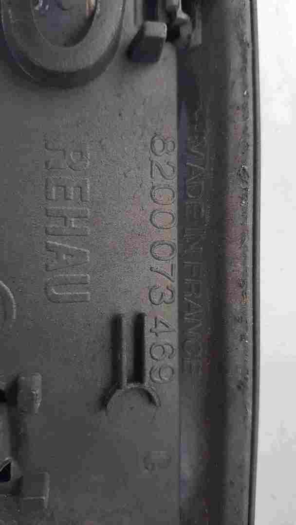 Thumb 2 Renault Megane 2002-2008 Passenger NSF Front Door Moulding Trim 5dr Grey Silver