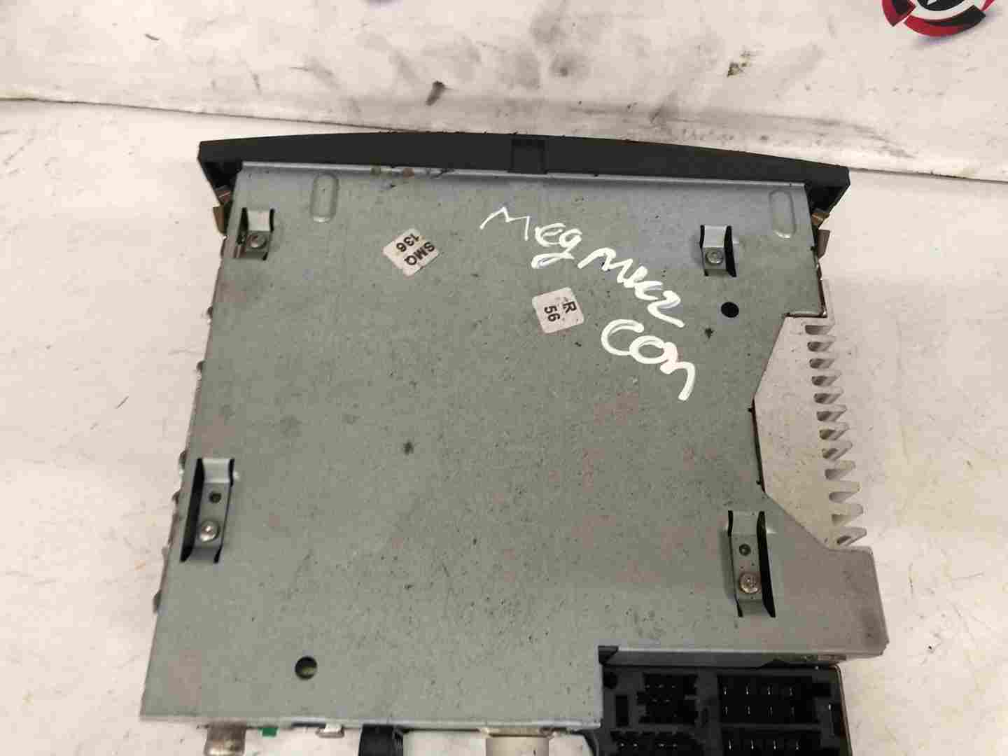 Thumb 7 Renault Megane 2002-2008 Radio Cd Player Update List + Code 8200607918 Worn