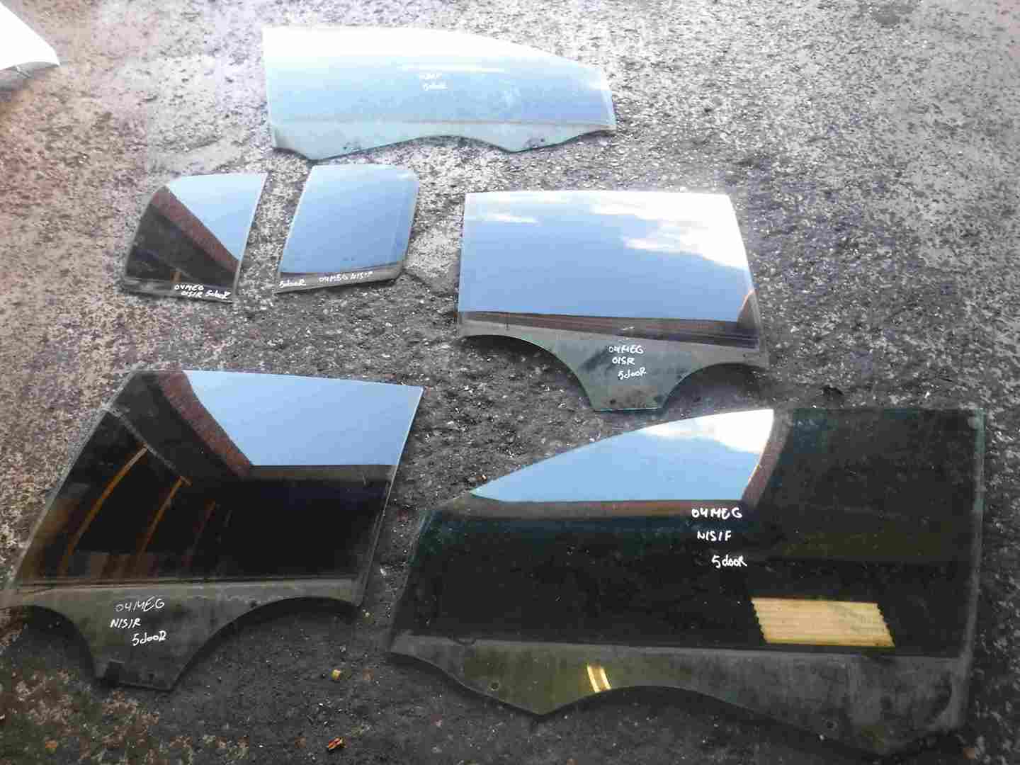 Renault Megane 2002-2008 Tinted Window Glass Set 5door