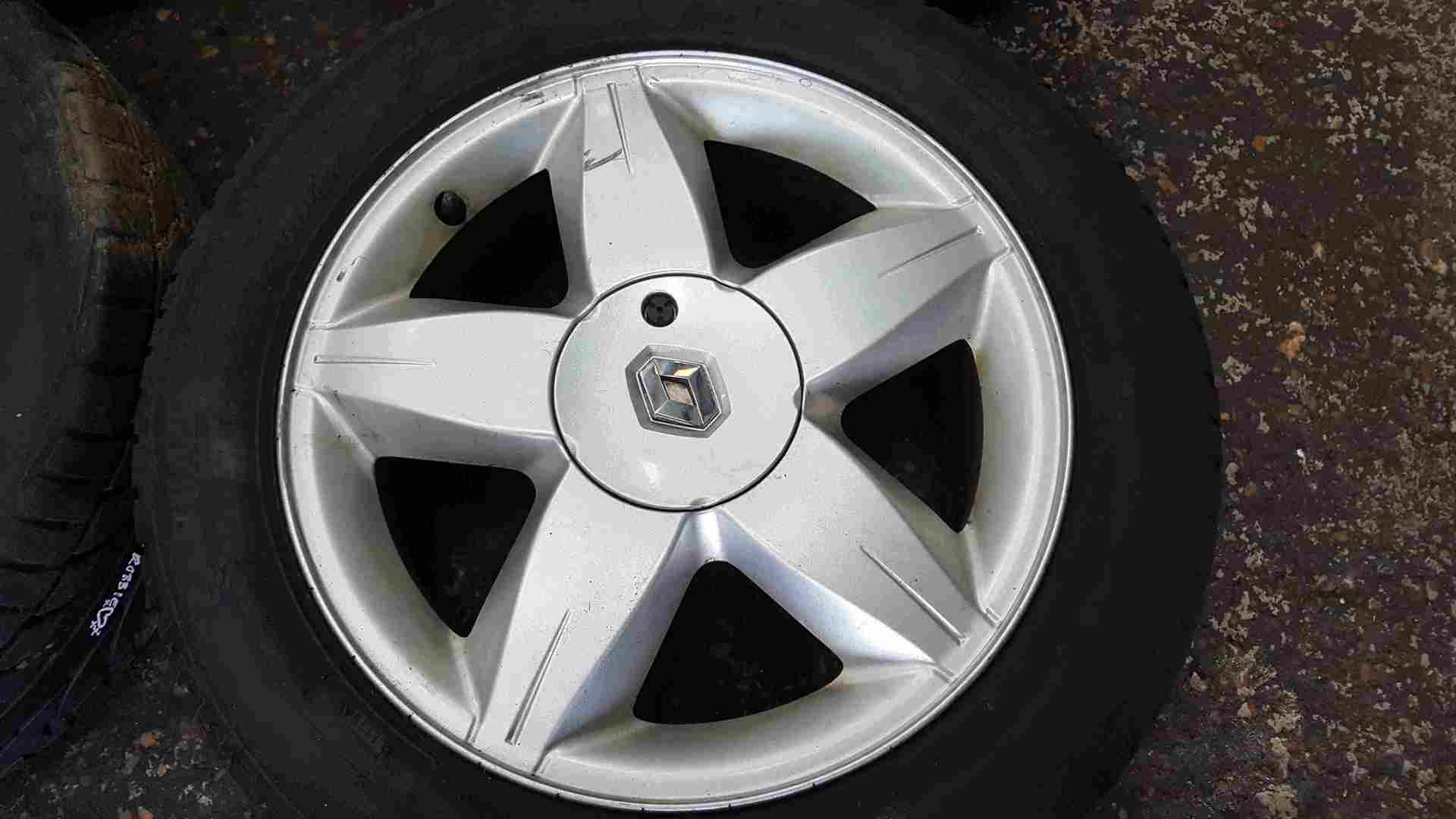 Thumb 2 Renault Megane 2002-2008 Tuxedo Alloy Wheels Set X4 16inch + Tyres
