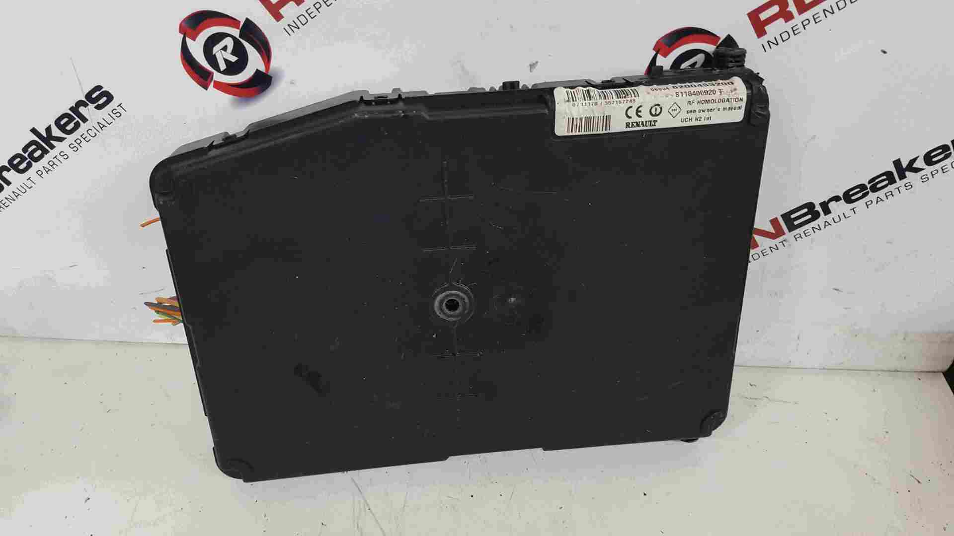 Renault Megane 2002-2008 UCH BCM Fuse Box 8200433200