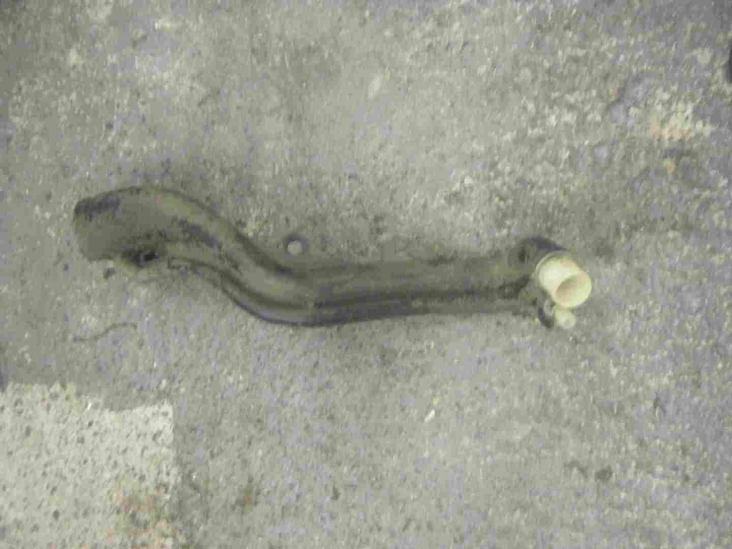 Renault Megane 2002-2008 fuel filler neck Tube 1.4 16v