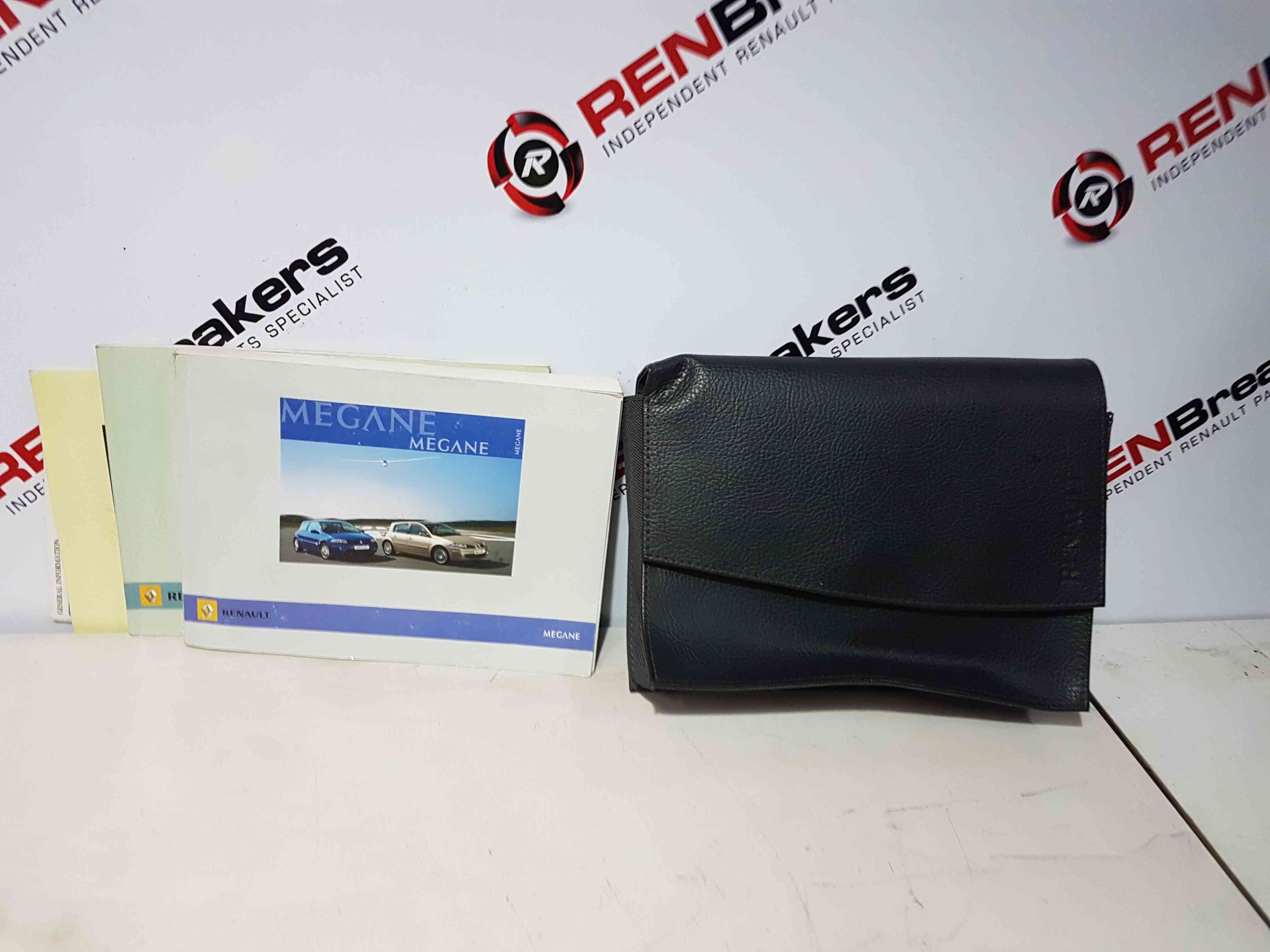 Thumb 9 Renault Megane 2006-2008 Documents Service Booklet Guide + Wallet