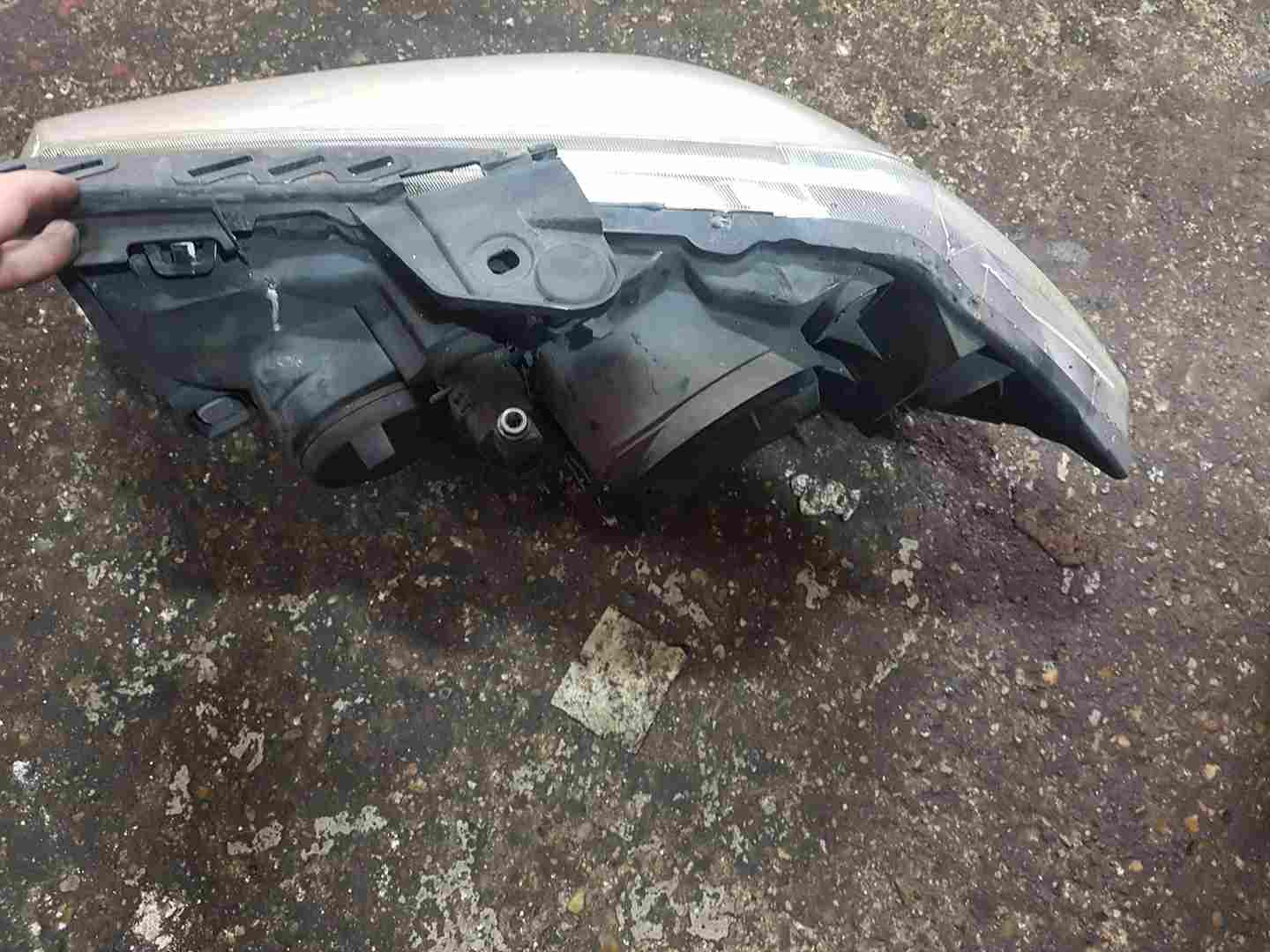 Thumb 3 Renault Megane 2006-2008 Drivers OSF Front Headlight 8200412745 7701063223