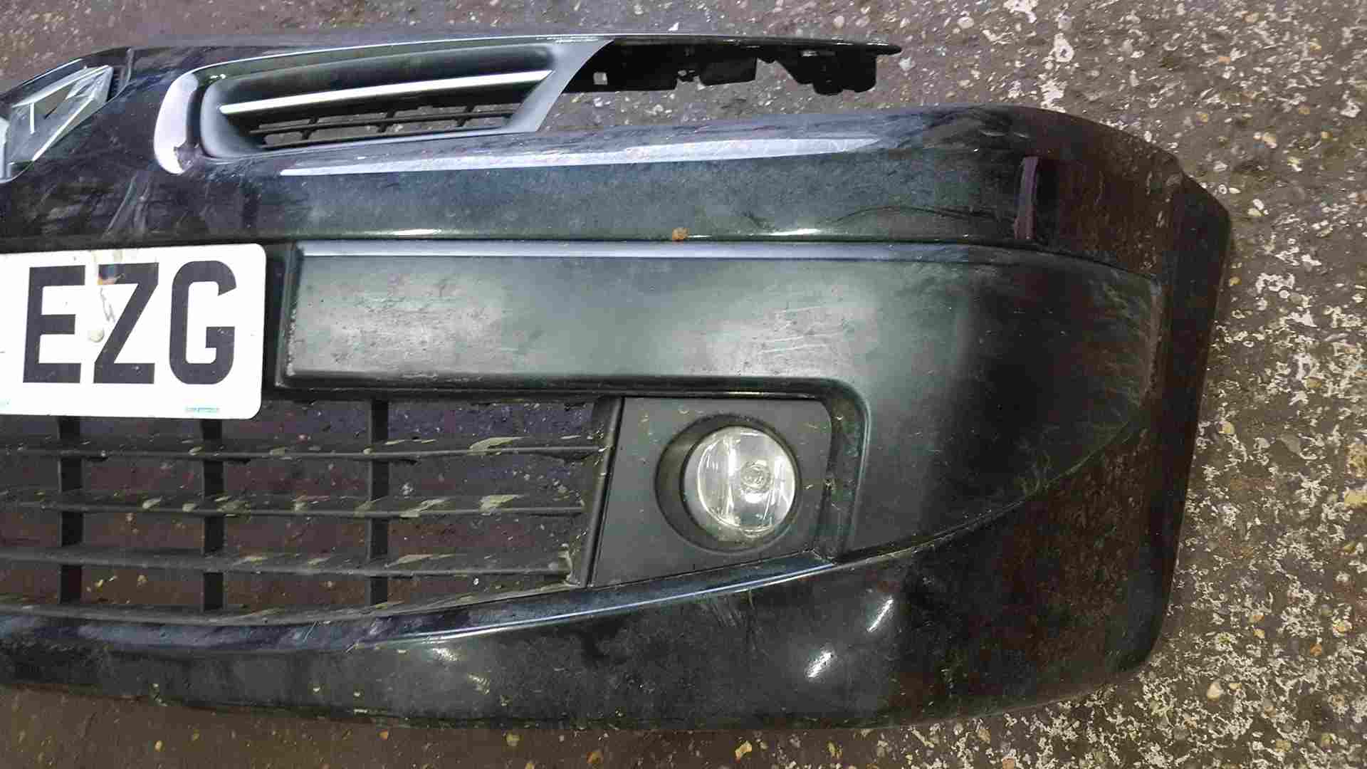 Thumb 2 Renault Megane 2006-2008 Front Bumper Black 676 Facelift