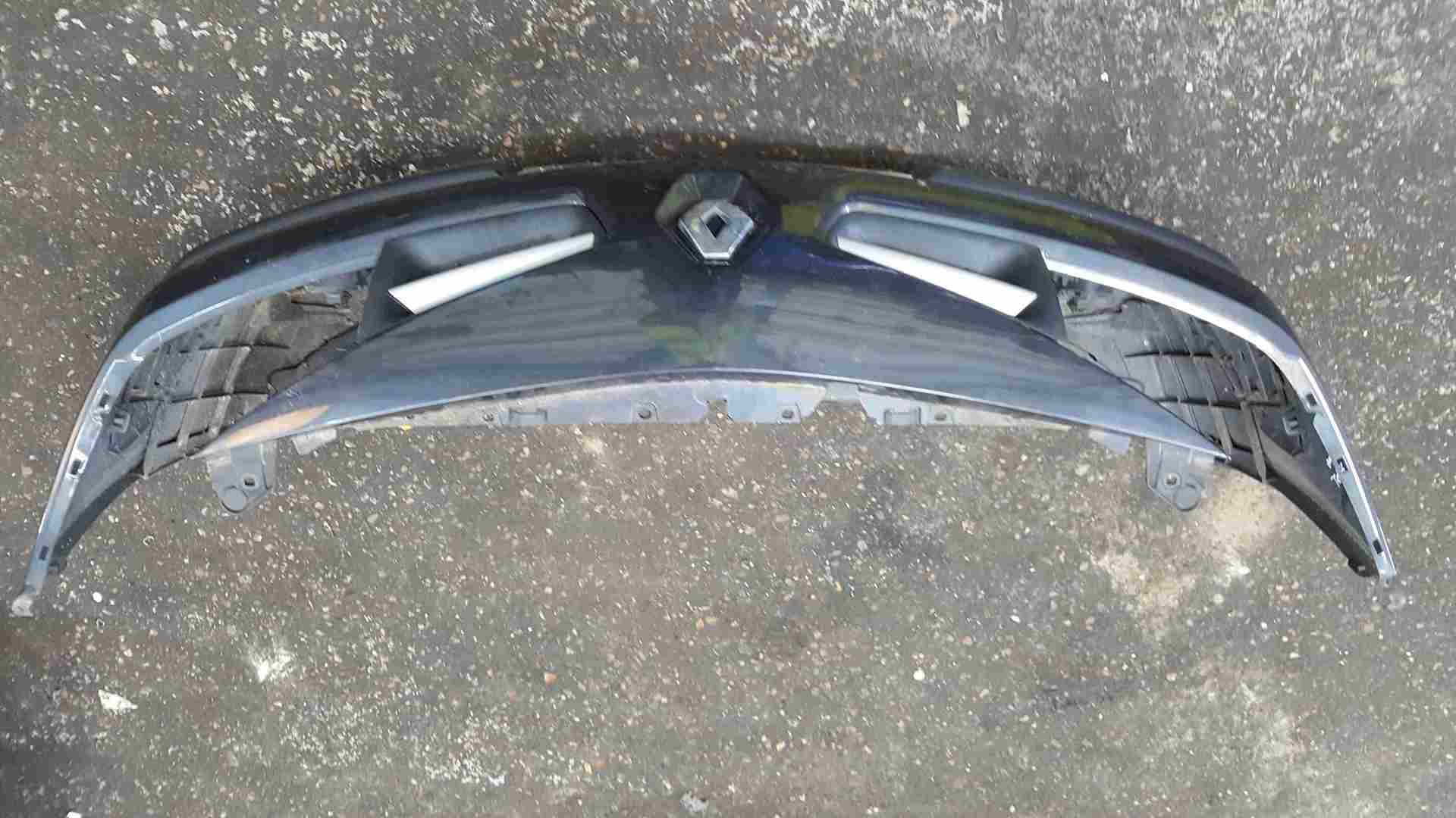 Thumb 2 Renault Megane 2006-2008 Front Bumper Grey TEB66 FACELIFT
