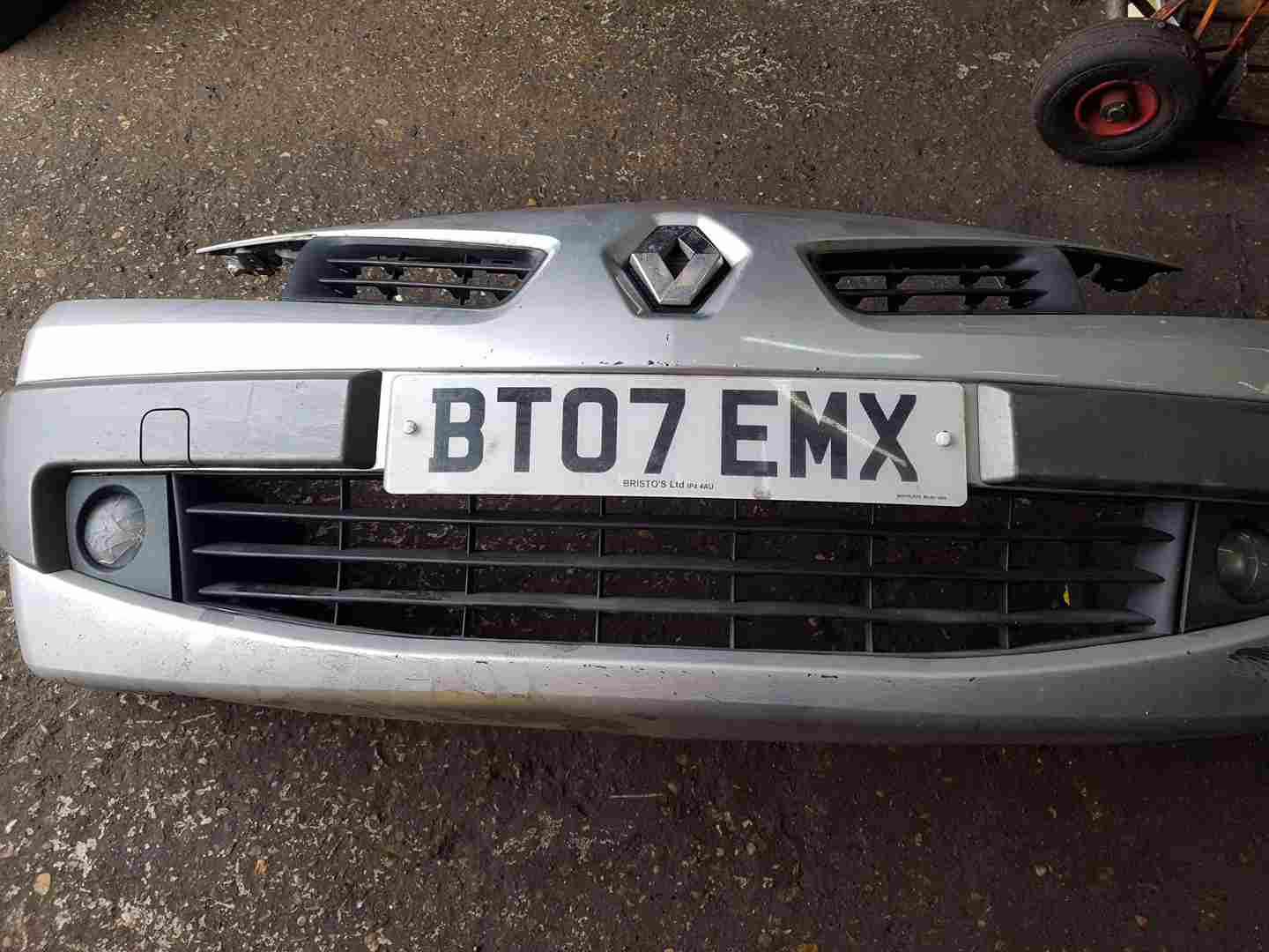 Thumb 2 Renault Megane 2006-2008 Front Bumper Silver Ted69 Facelift