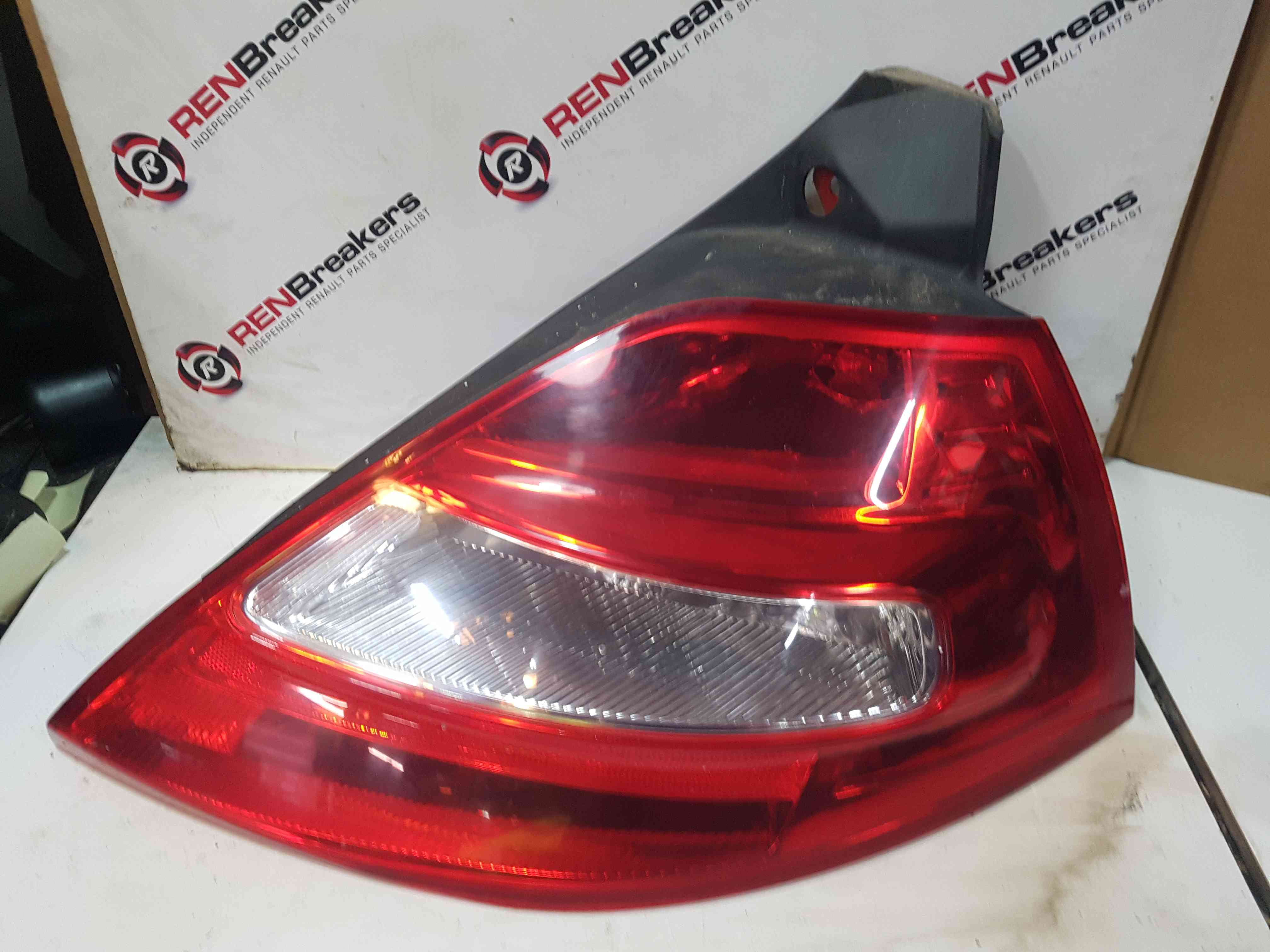 Thumb 5 Renault Megane 2006-2008 Drivers OSR Rear Light Lens