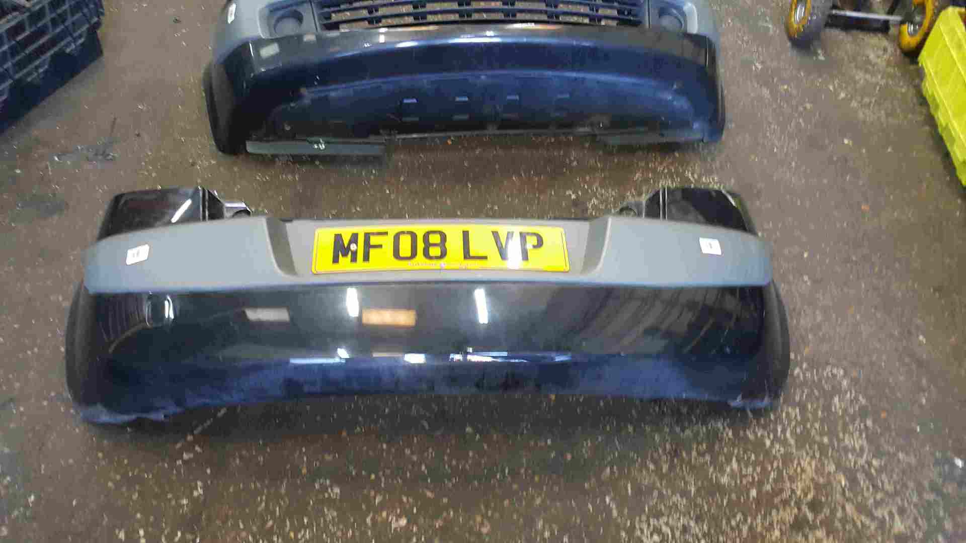 Thumb 3 Renault Megane 2006-2008 Rear Bumper Black 676