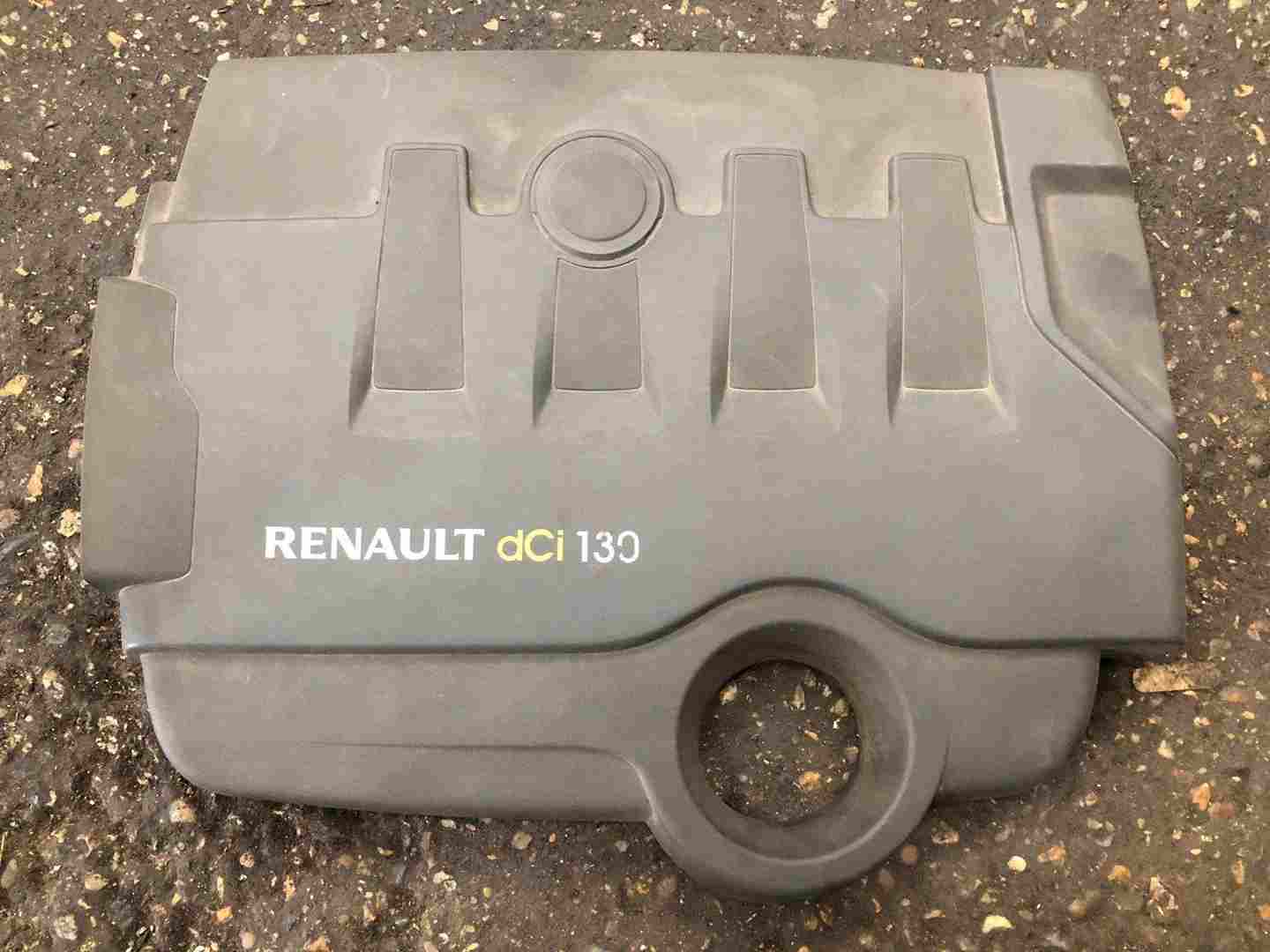 Thumb 2 Renault Megane 2008-2010 1.9 DCI Engine Cover Plastic 8200990282