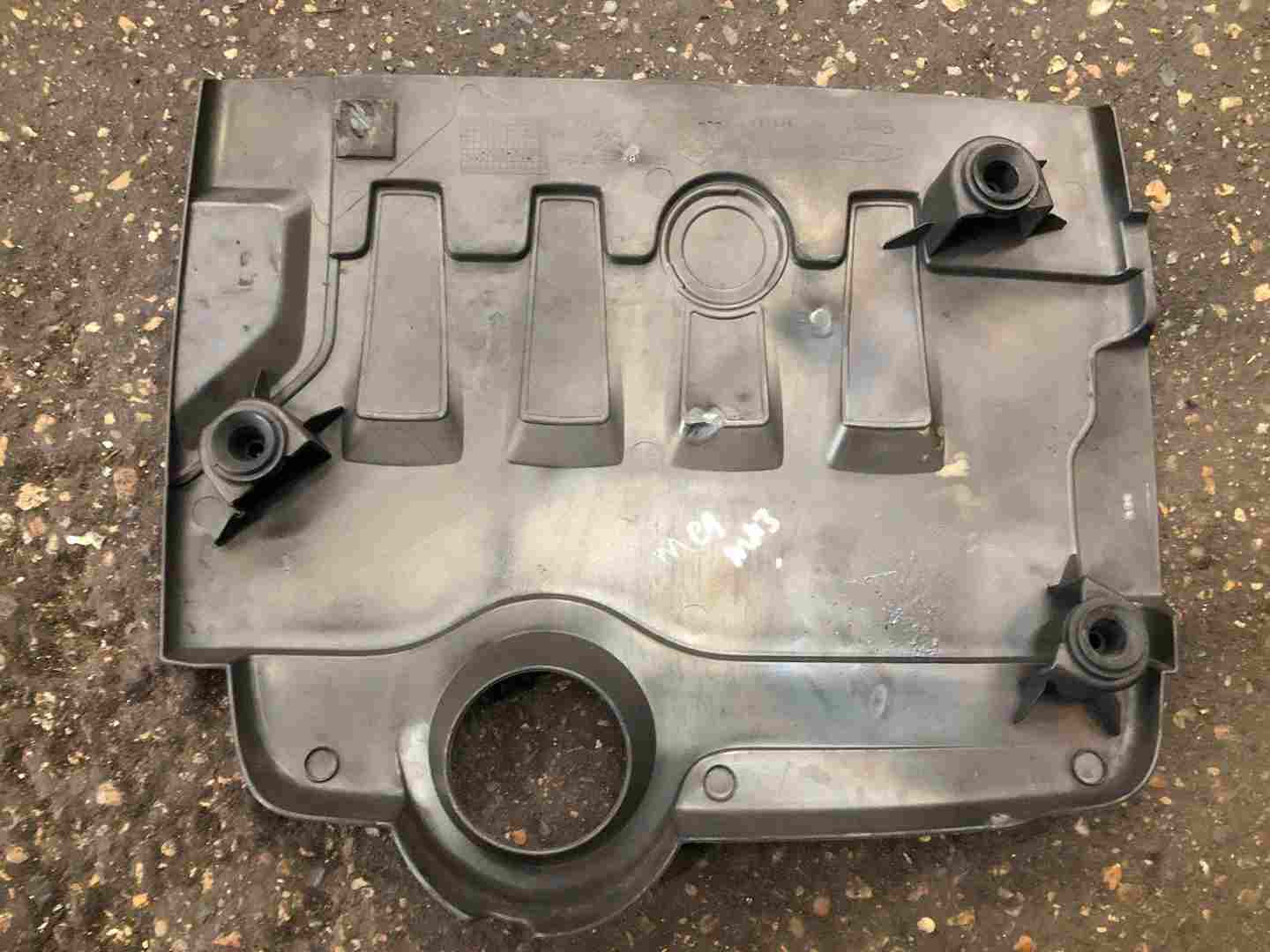 Thumb 4 Renault Megane 2008-2010 1.9 DCI Engine Cover Plastic 8200990282