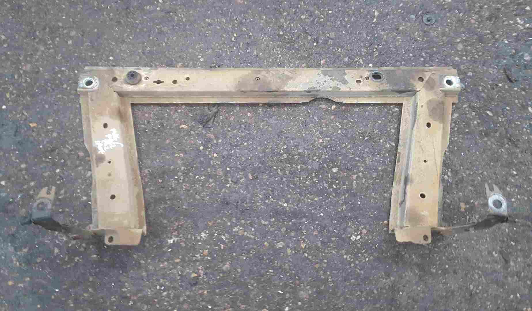 Thumb 3 Renault Megane 230 Sport 2002-2008 Radiator Support Rad 8200761565