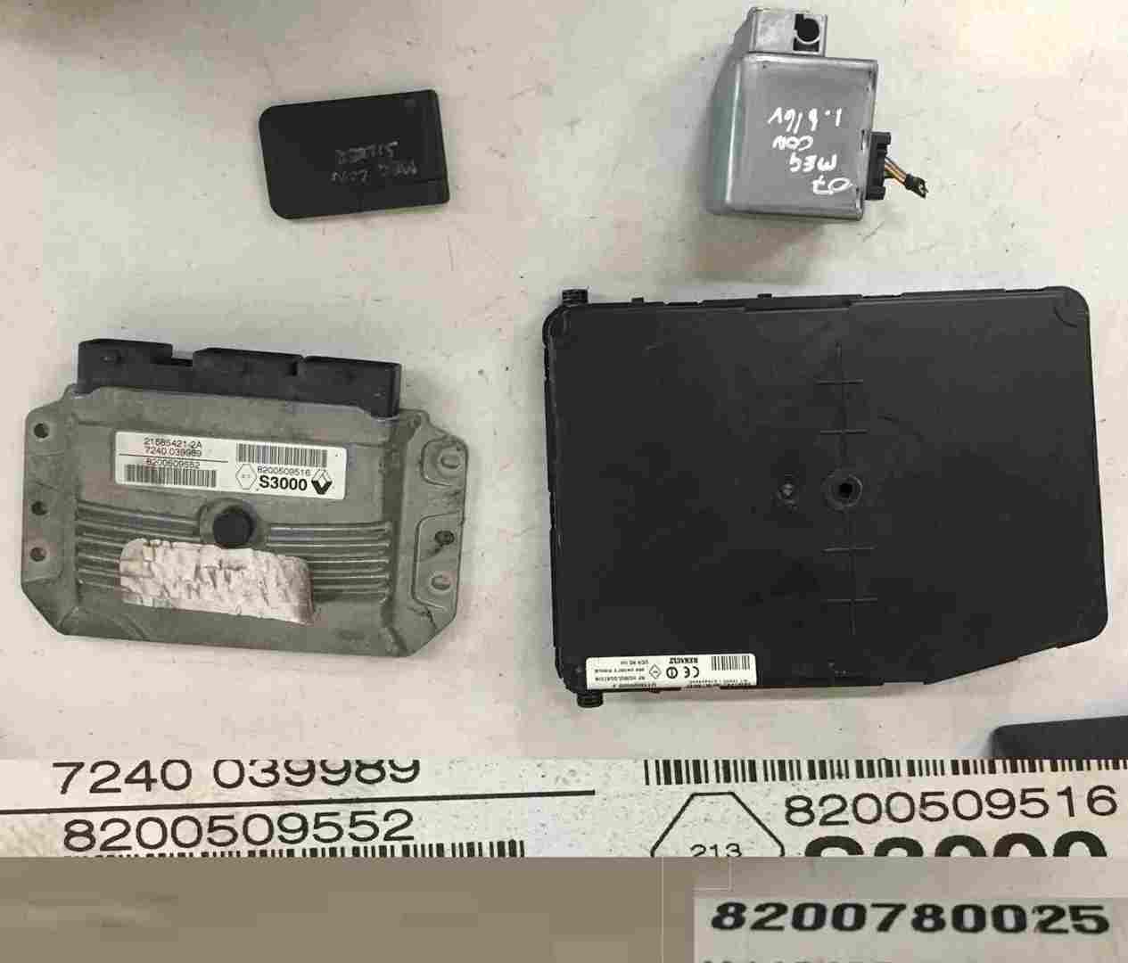 Renault Megane Convertible 2002-2008 1.6 16v ECU SET UCH BCM   Key Card