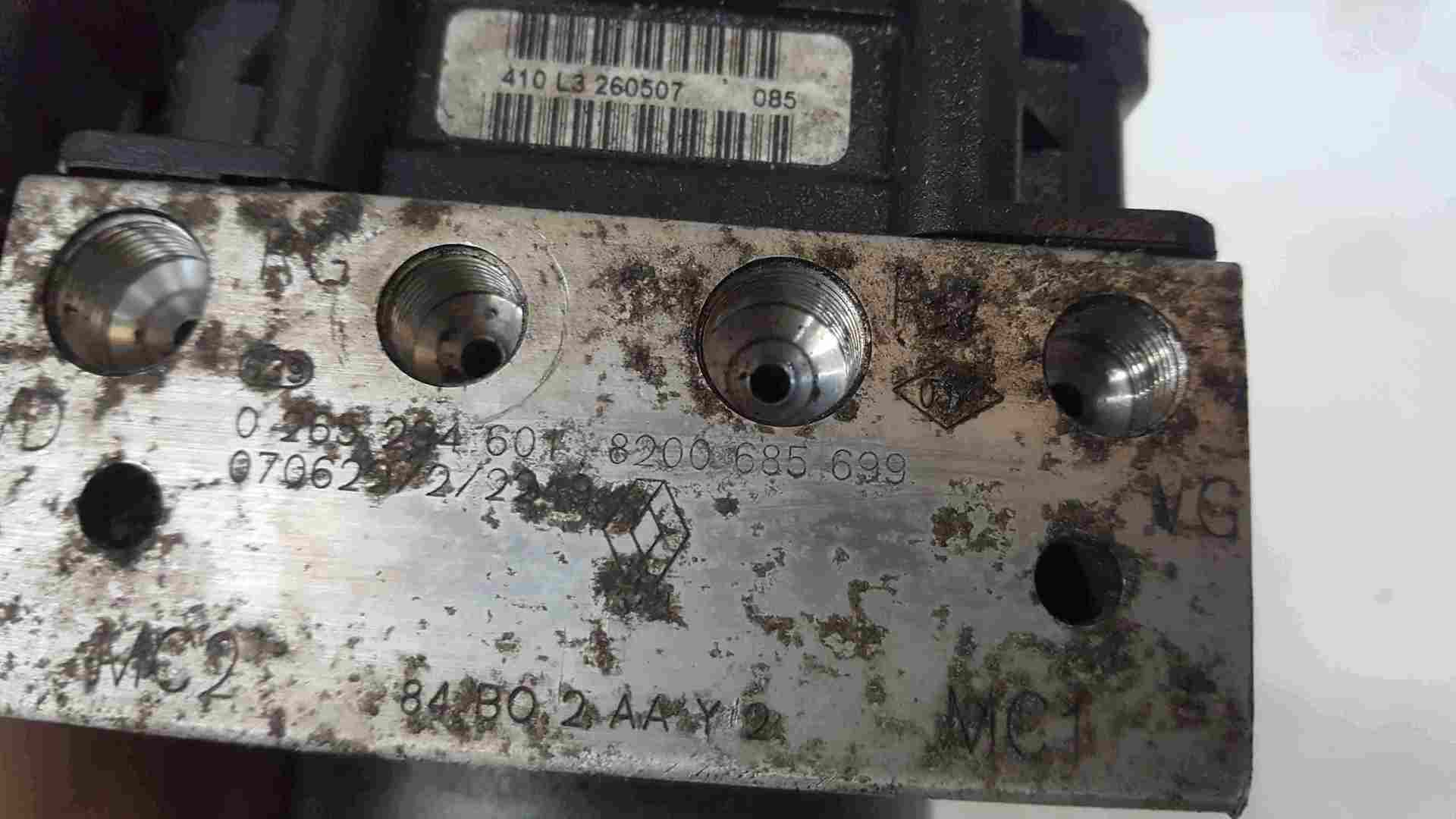 Thumb 2 Renault Megane Convertible 2002-2008 ABS Pump Unit 0265294601 8200685699