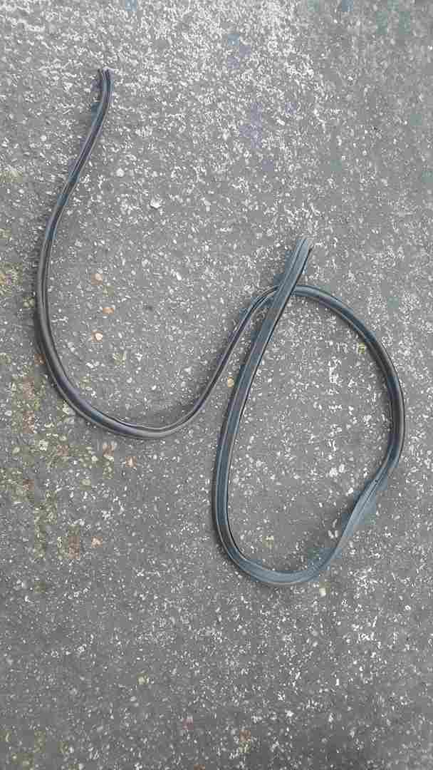 Renault Megane Convertible 2002-2008 Boot Rubber Seal