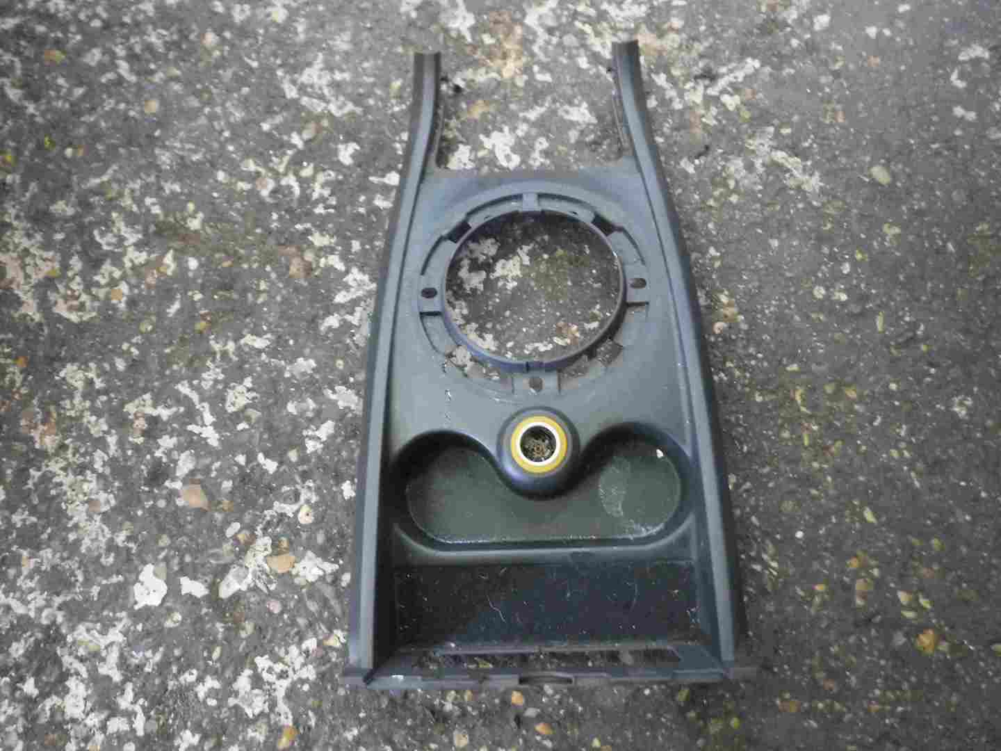 Renault Megane Convertible 2002-2008 Cup Holder Gear Trim Surround Plastic
