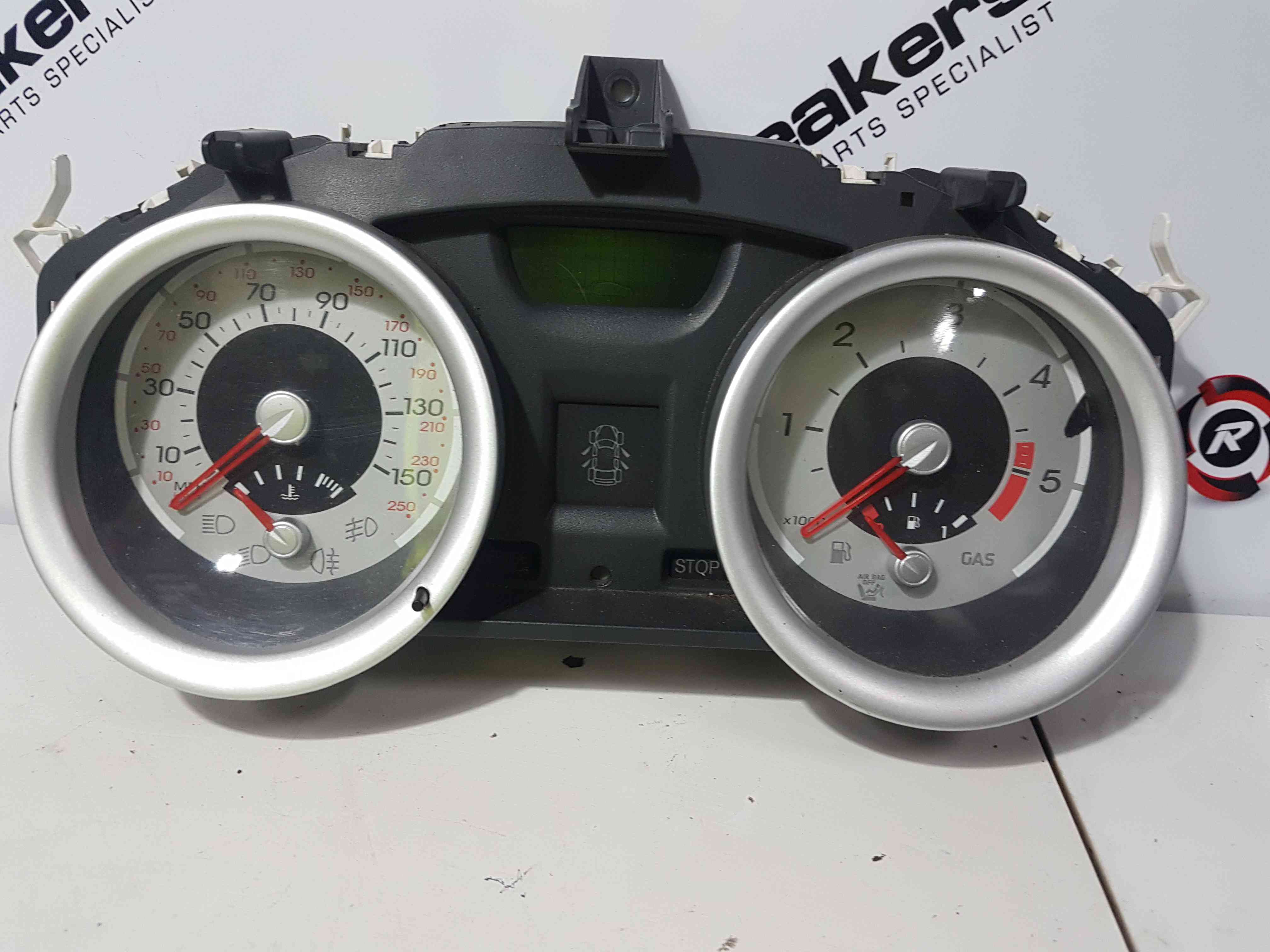 Thumb 4 Renault Megane Convertible 2002-2008 Dials Clocks Radio Panel Instrument 