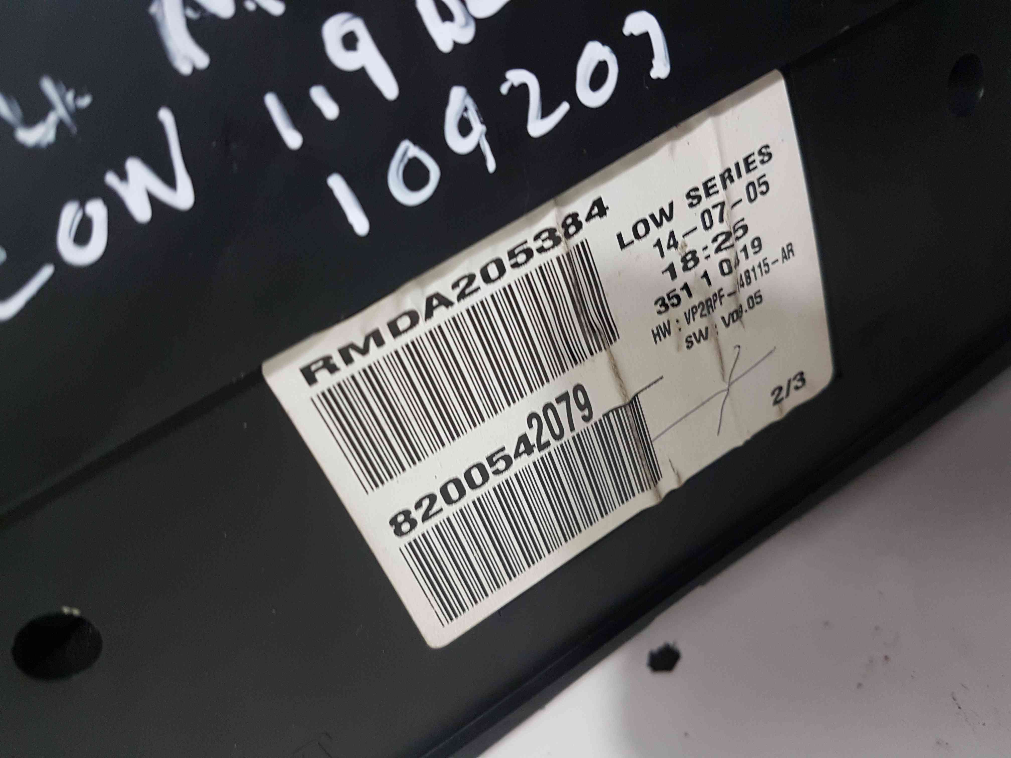 Thumb 6 Renault Megane Convertible 2002-2008 Dials Clocks Radio Panel Instrument 