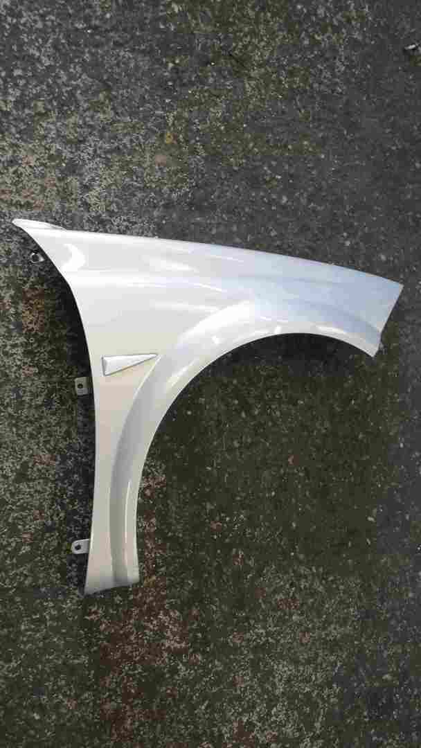 Renault Megane Convertible 2002-2008 Drivers OSF Front Wing Silver TEA19