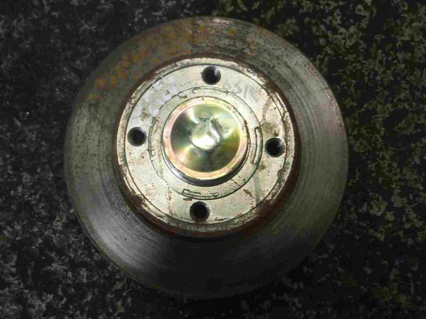 Renault Megane Convertible 2002-2008 Drivers OSR Rear Disc Stub Axle Bearing