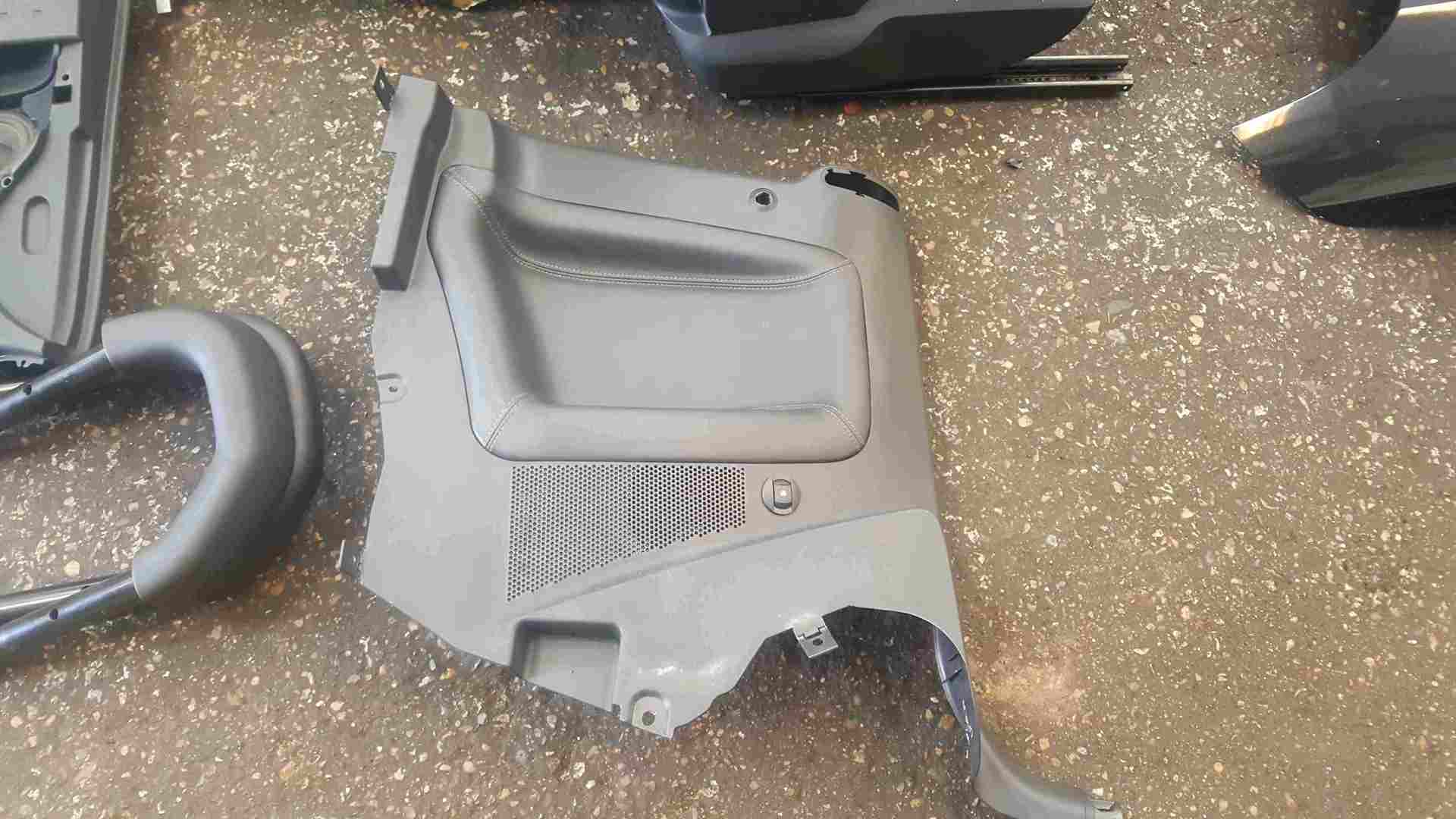 Thumb 2 Renault Megane Convertible 2002-2008 Full Leather Interior Set Chairs Cards