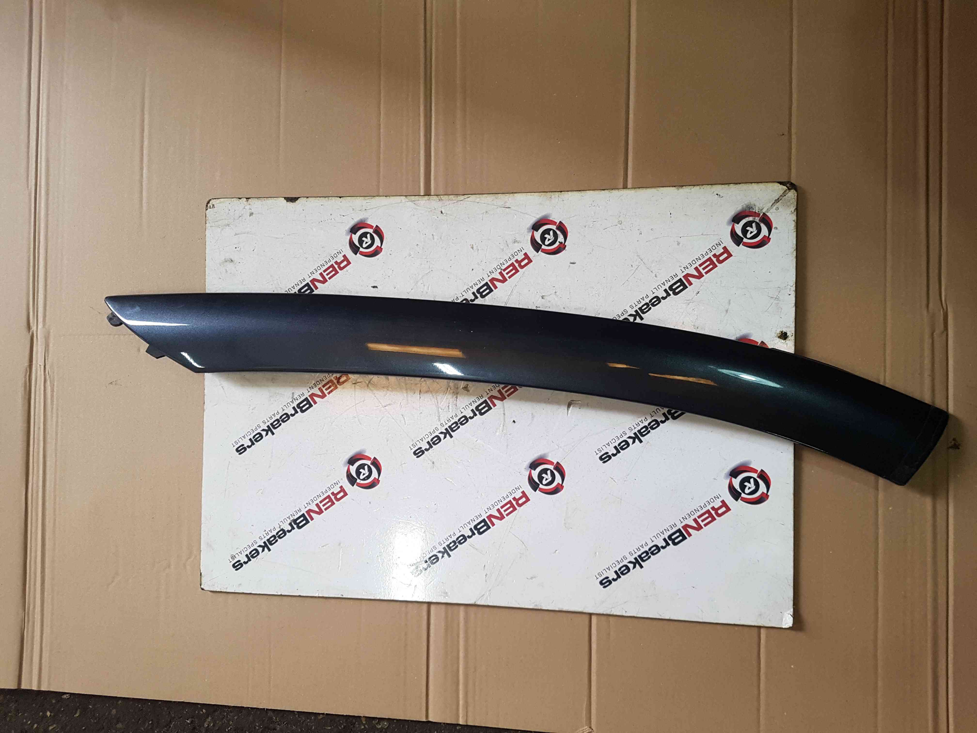 Thumb 2 Renault Megane Convertible 2002-2008 Passenger NSF Front A Pillar Trim Teb66