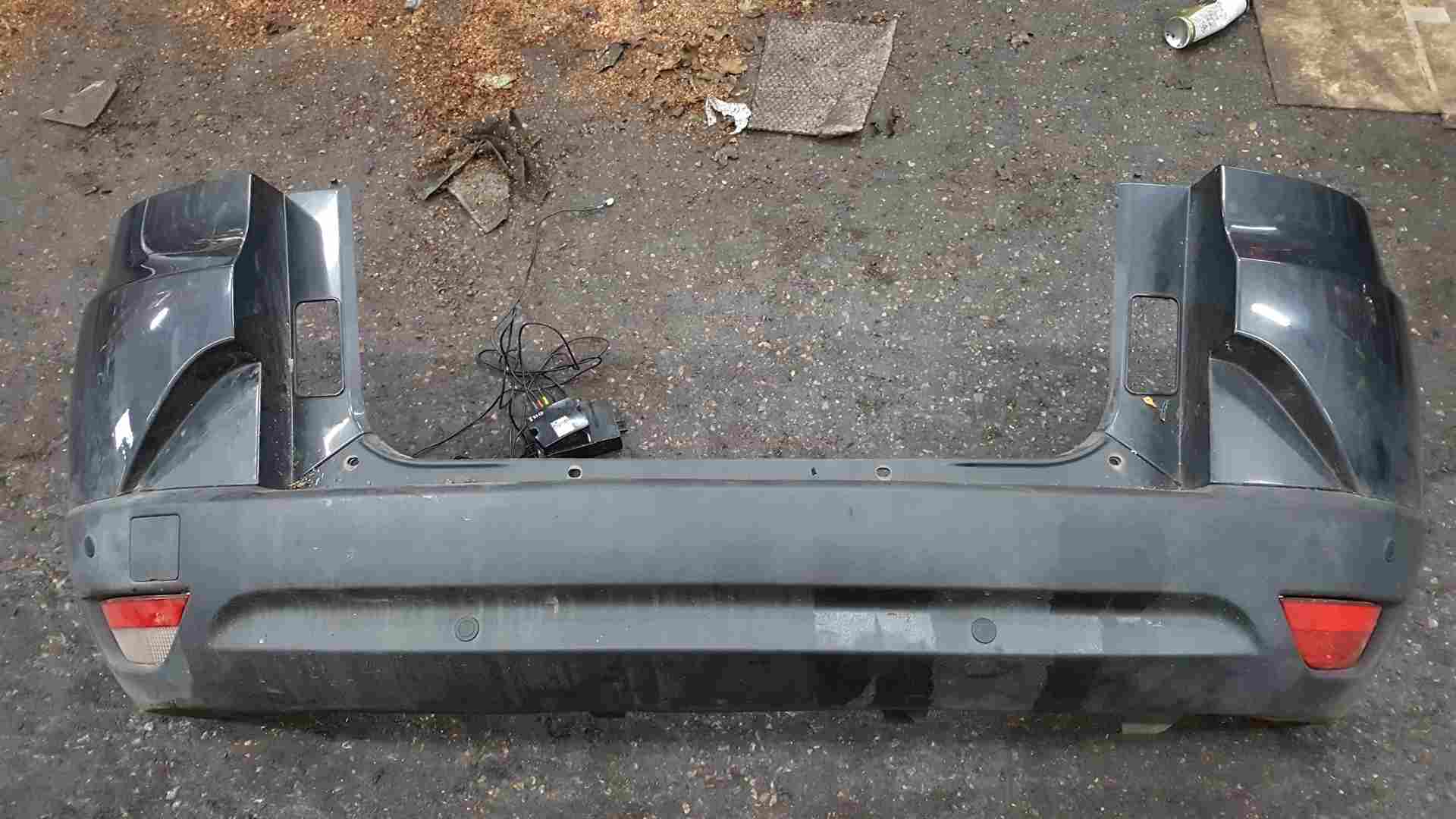 Renault Megane Convertible 2008-2012 Rear Bumper Grey Teb66   reversing sensors
